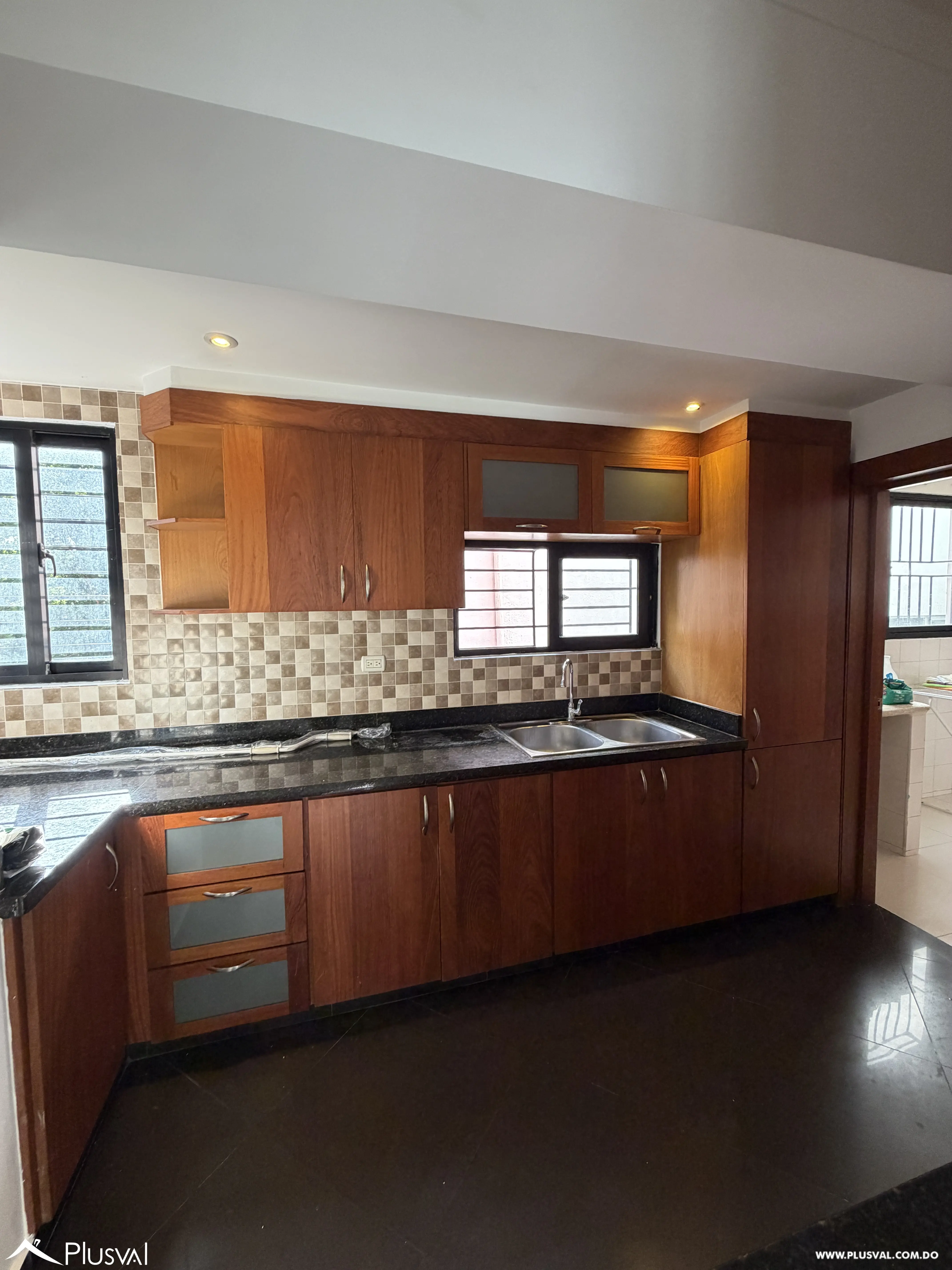 Apartamento en venta en Bella Vista – 3 habitaciones y 2 parqueos 477319