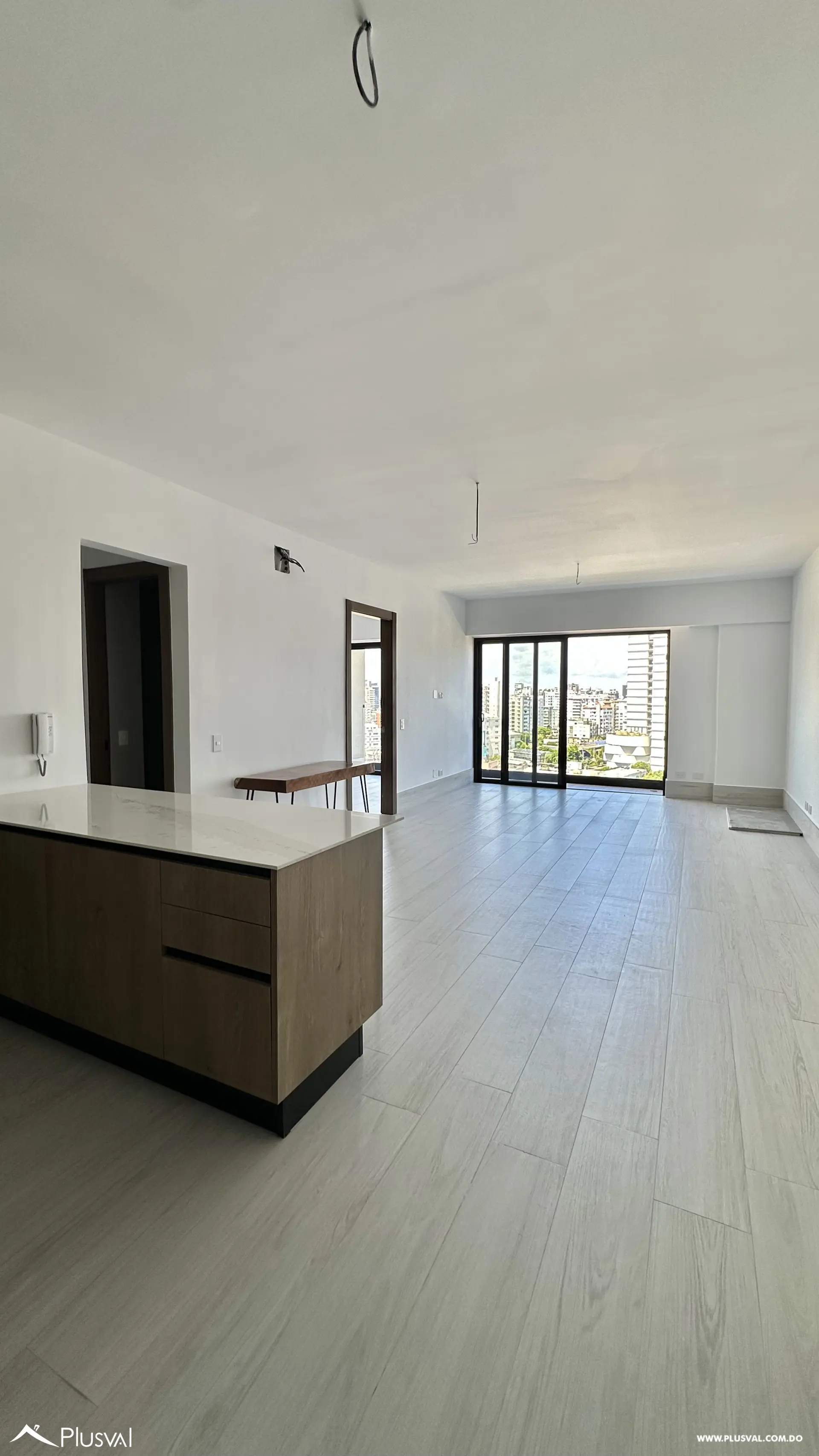 Alquiler de Apartamento de 1 Habitación en Piantini – Torre Moderna con Línea Blanca 460420