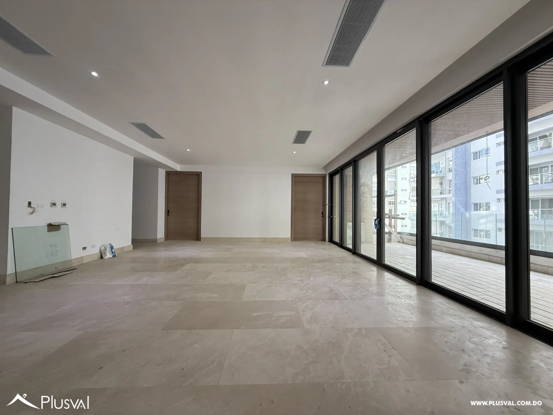 Apartamento amueblado en venta en Piantini 513241