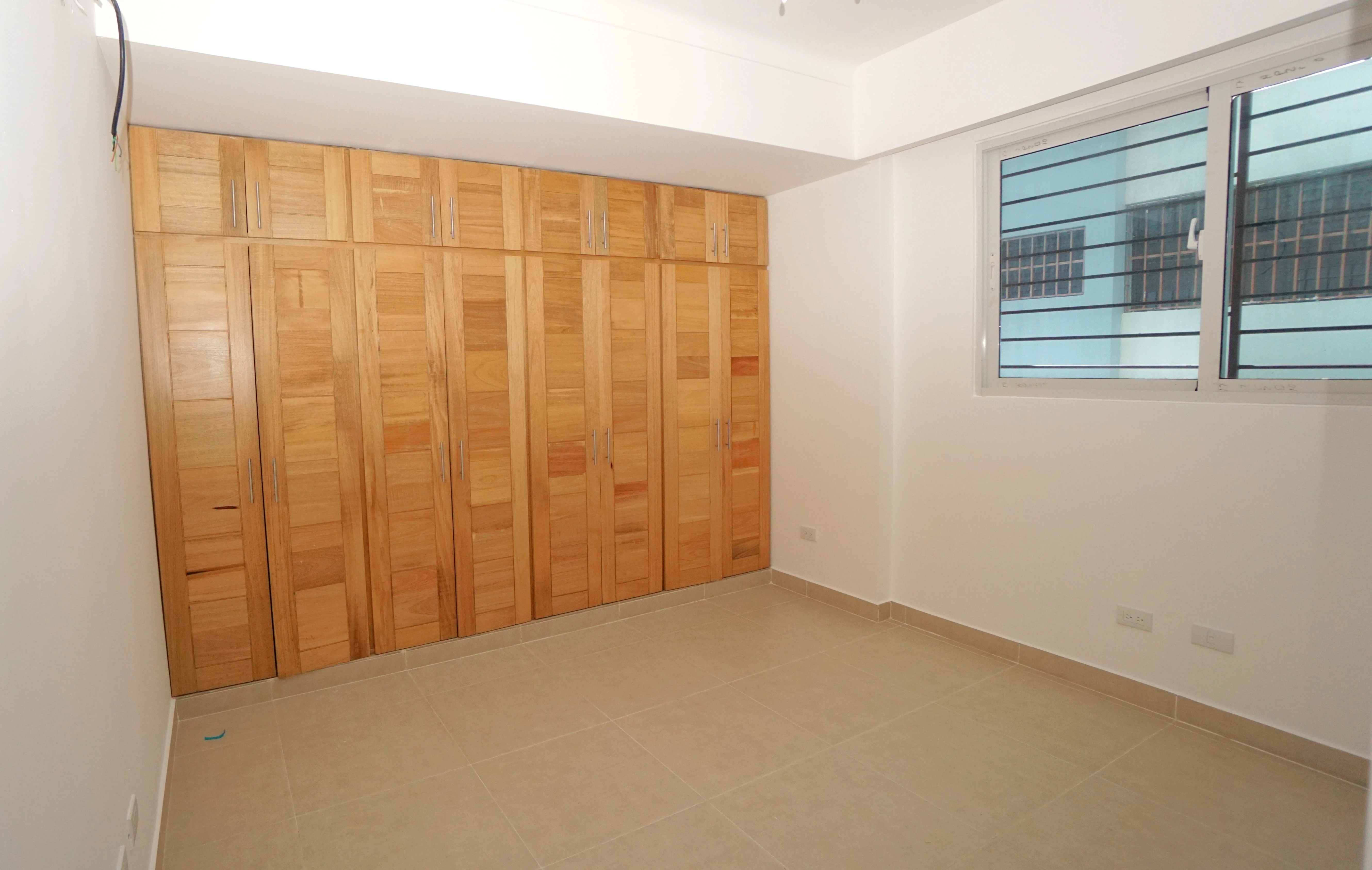 Apartamento en Alquiler, Evaristo Morales 438223