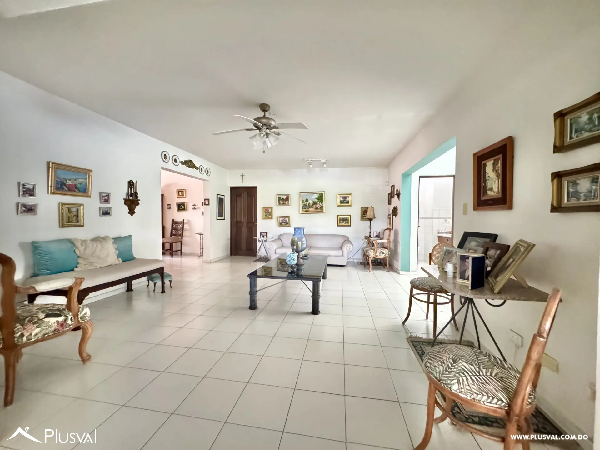 Vendo Maravillosa Casa de 2 Niveles en Los Cacicazgos 519170