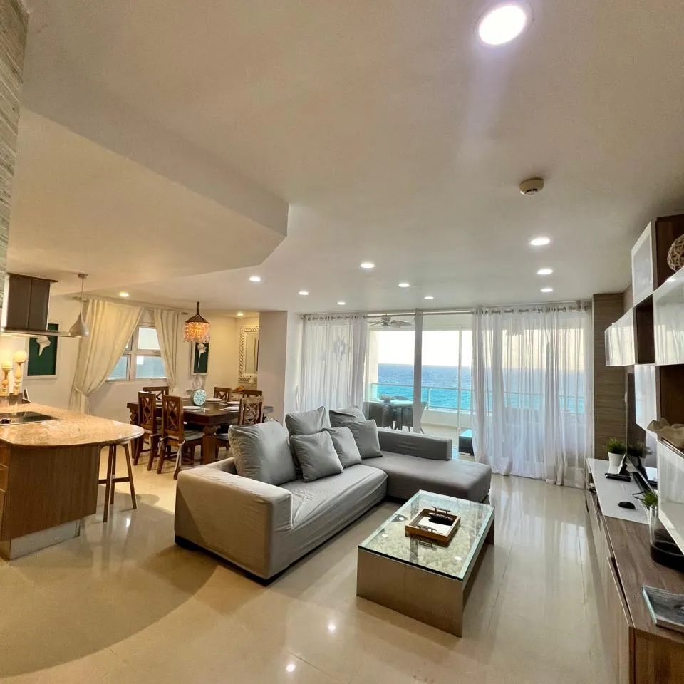 Apartamento en alquiler, en Marbella 389422