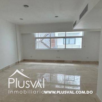 Venta de espectacular Pent-House de 3 niveles en Naco 440548