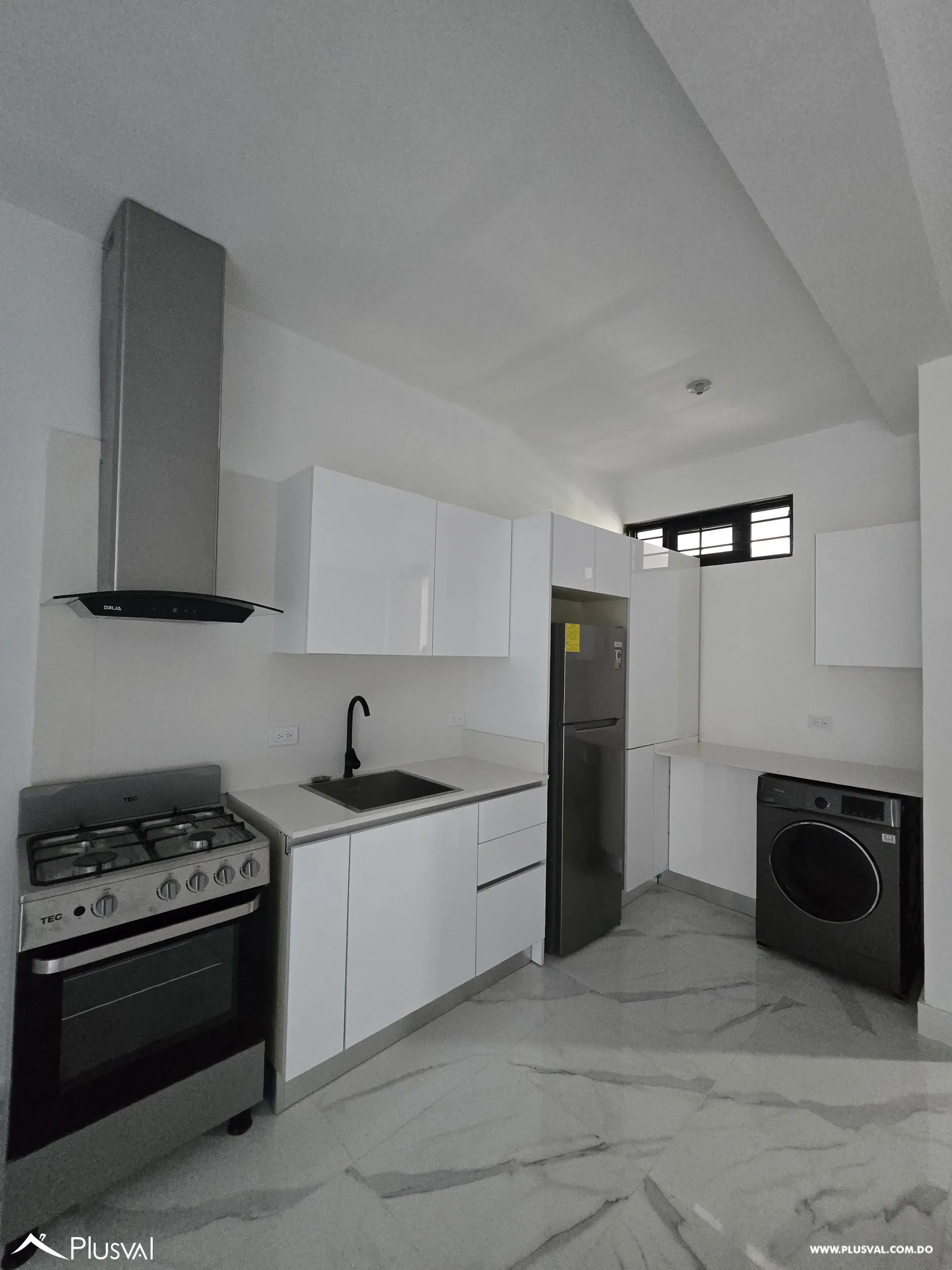 Apartamento en alquiler en Gazcue  linea blanca y aire acondicionado incluido. 514743