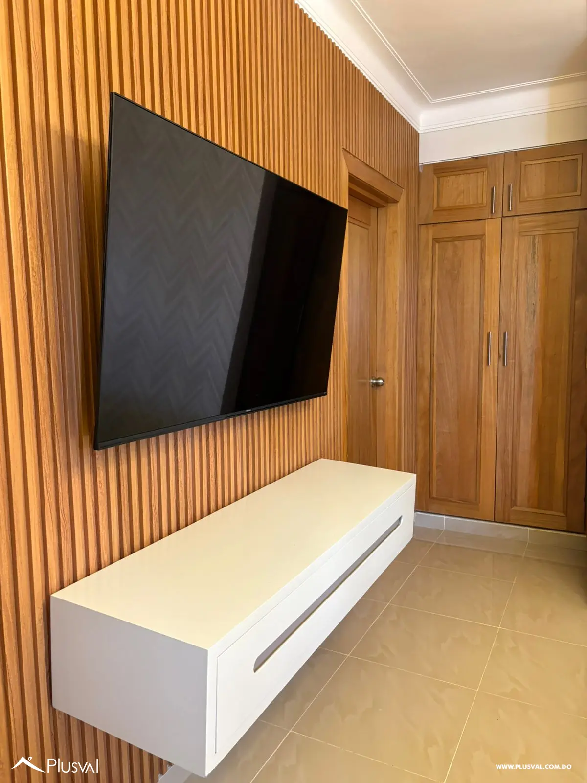 Elegante Apartamento Amueblado en 3er Nivel en Renta 474259