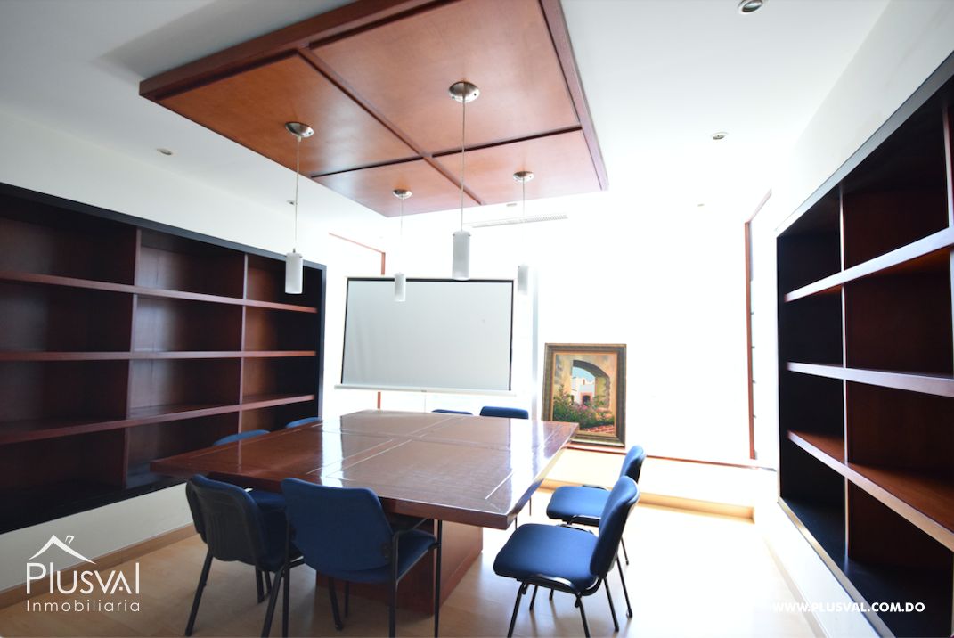 Excelente ubicacion en Piantini 178214