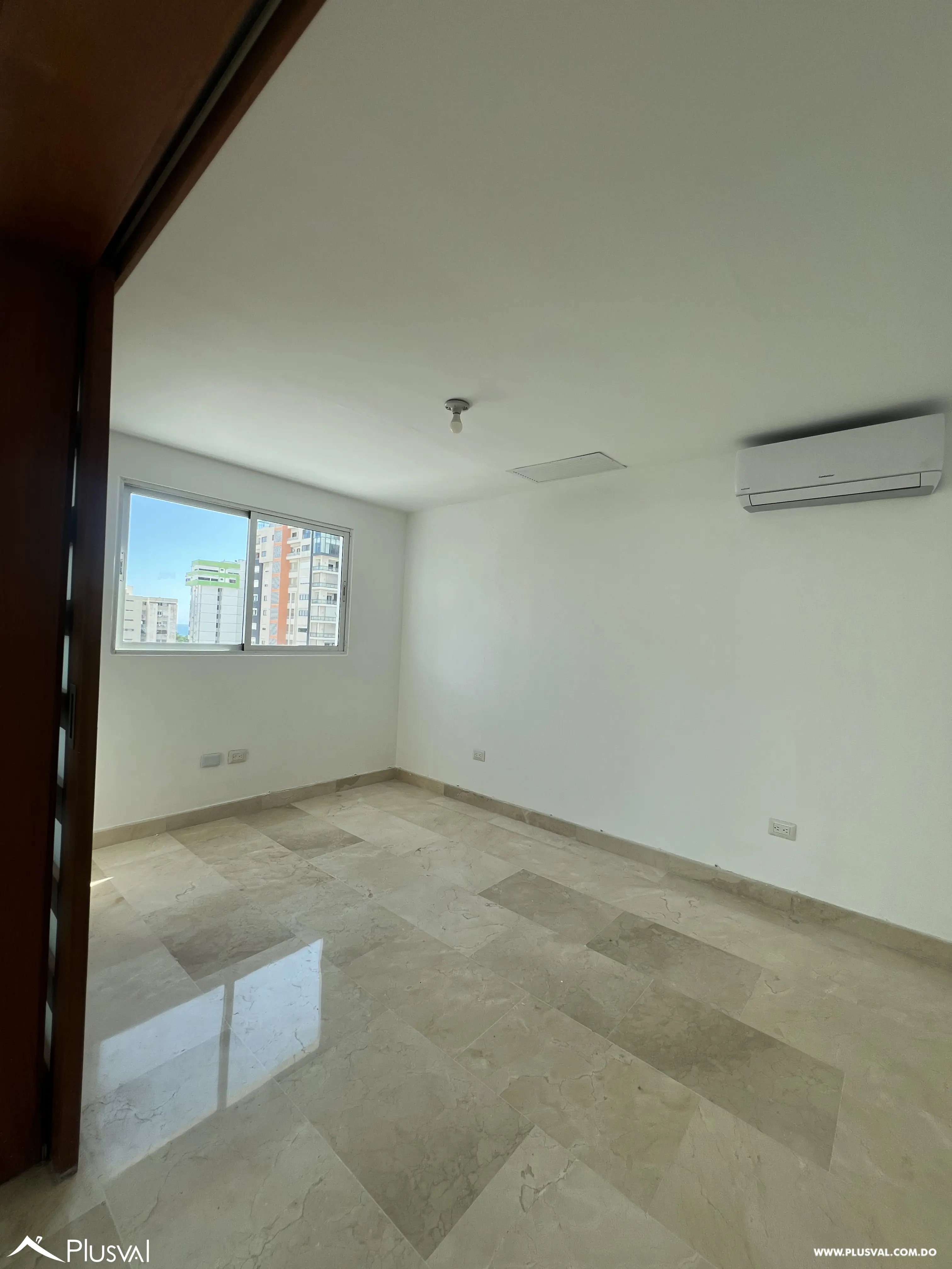 Espectacular apartamento en alquiler en Los Cacicazgos 474151