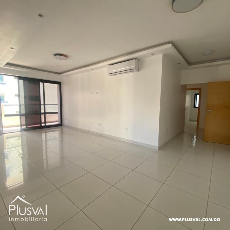 Moderno y Amplio Apartamento con Linea Blanca 263239