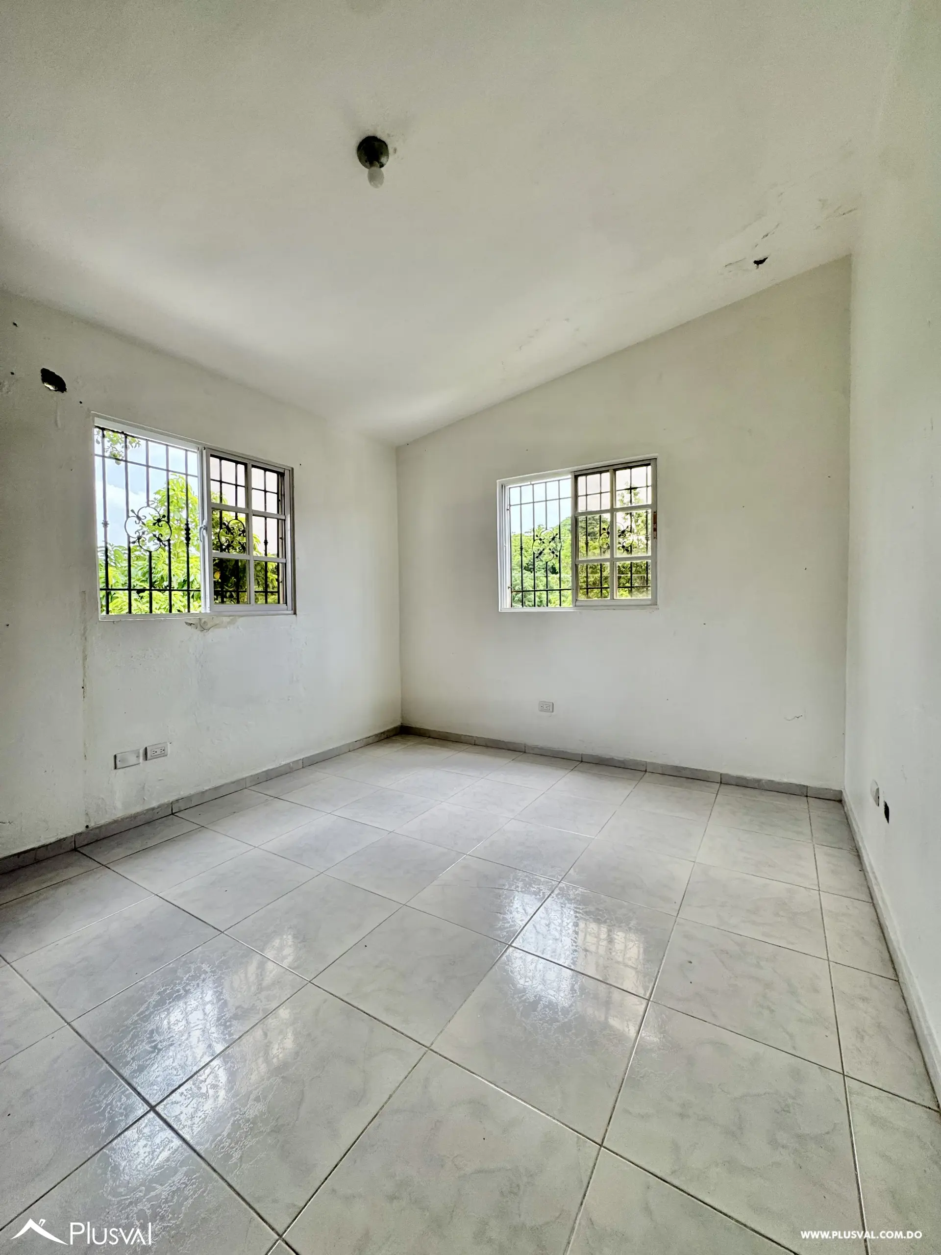 Alquilo Hermosa Casa de 2 Niveles en Resicencial El Ducado- Altos de Arroyo Hondo 518223