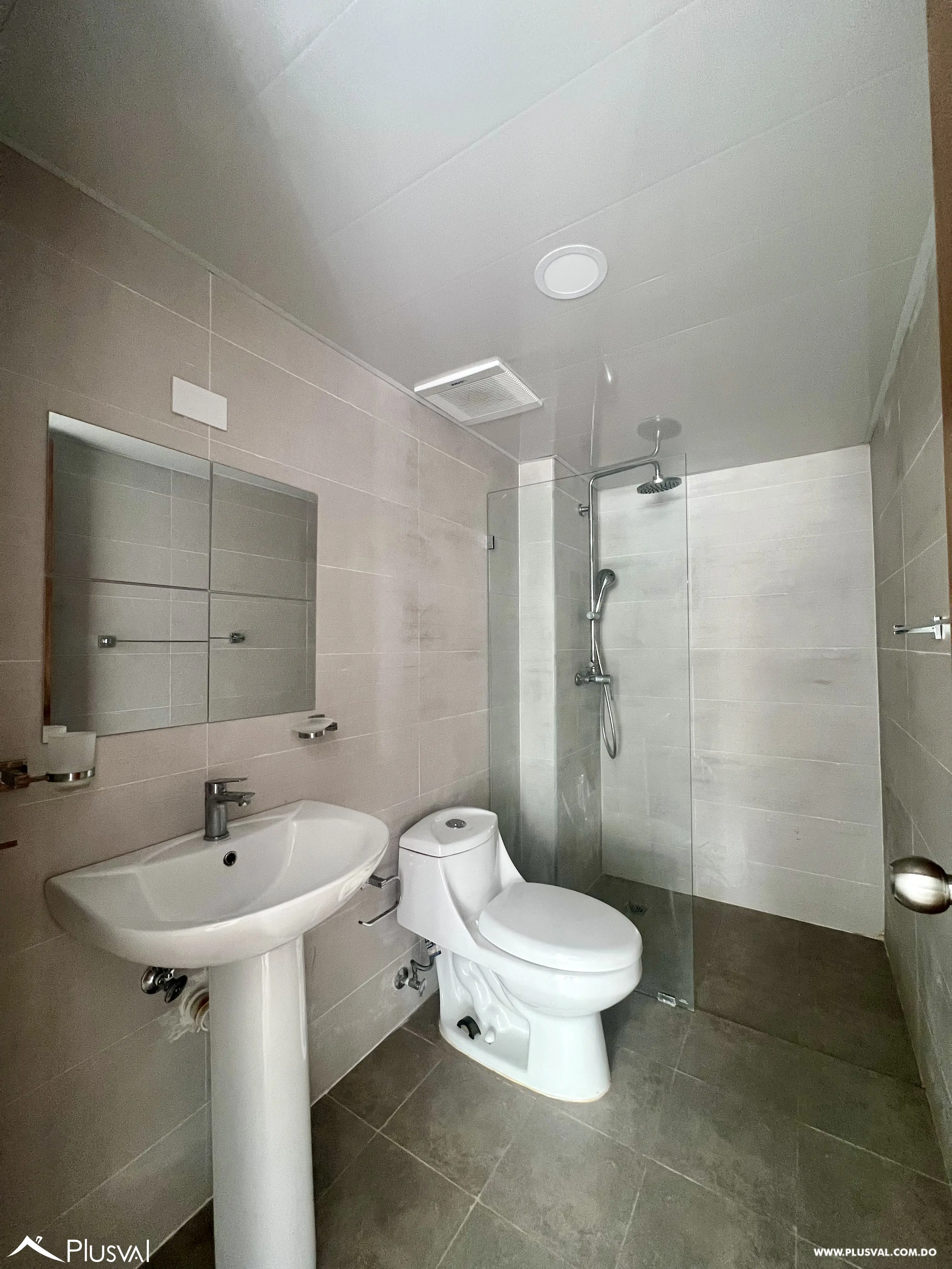 Apartamento en venta en Zona Universitaria con 2 habitaciones y área social 472136