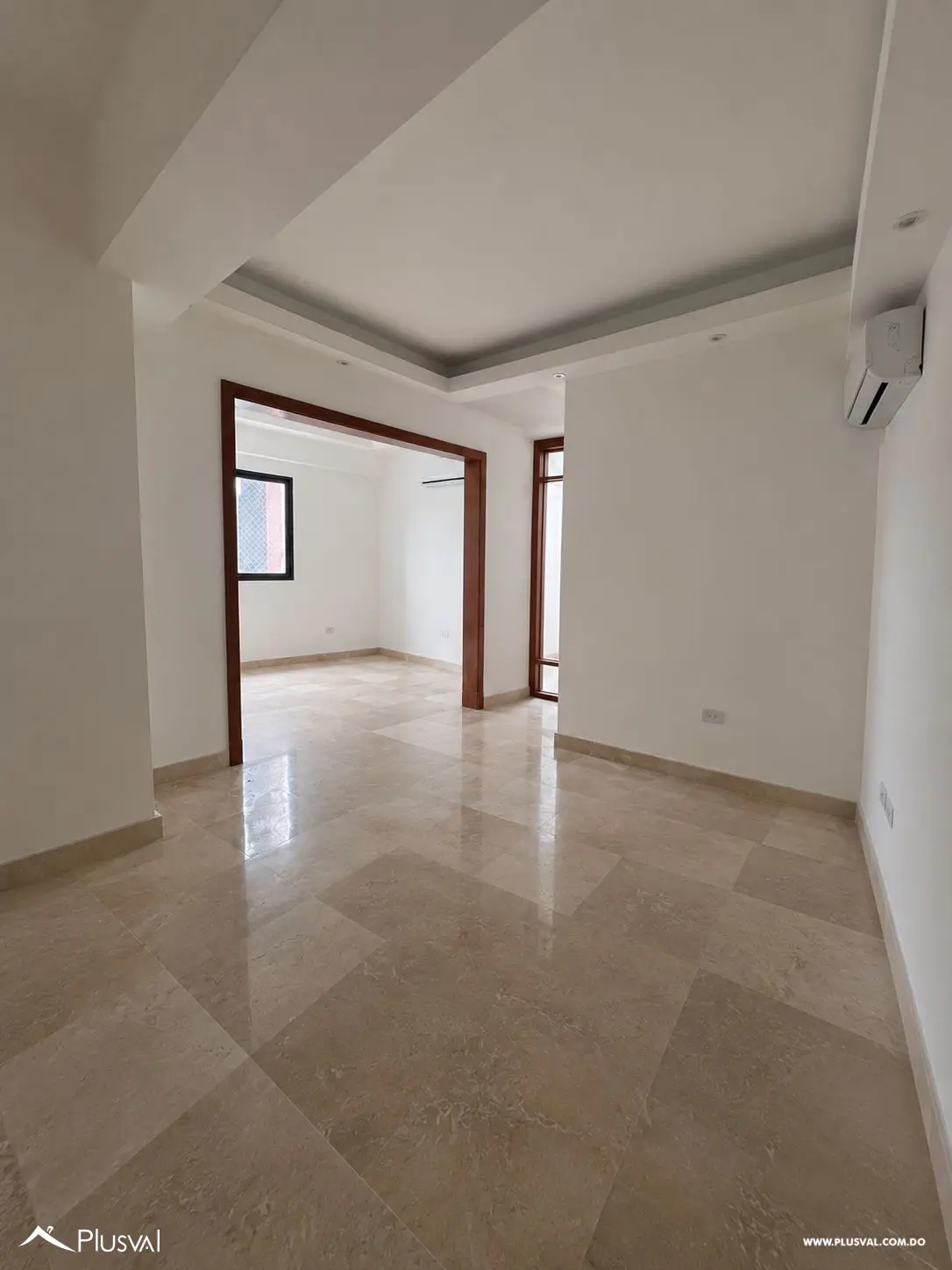 Apartamento en alquiler con de 3 habitaciones más estudio en la esperilla 509698