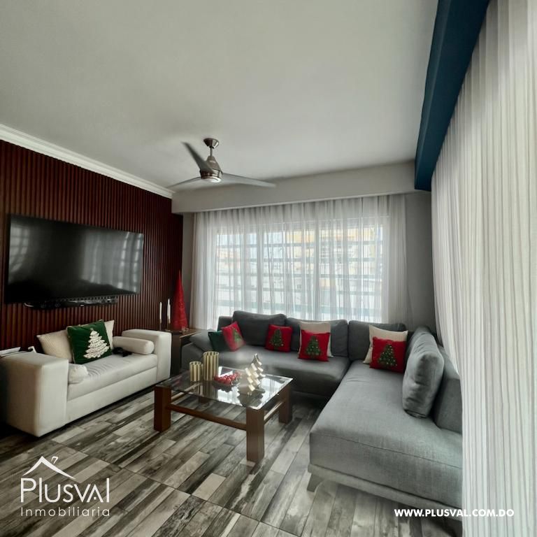 Amplio Apartamento de 3 habitaciones  en Venta en Evaristo Morales 330294