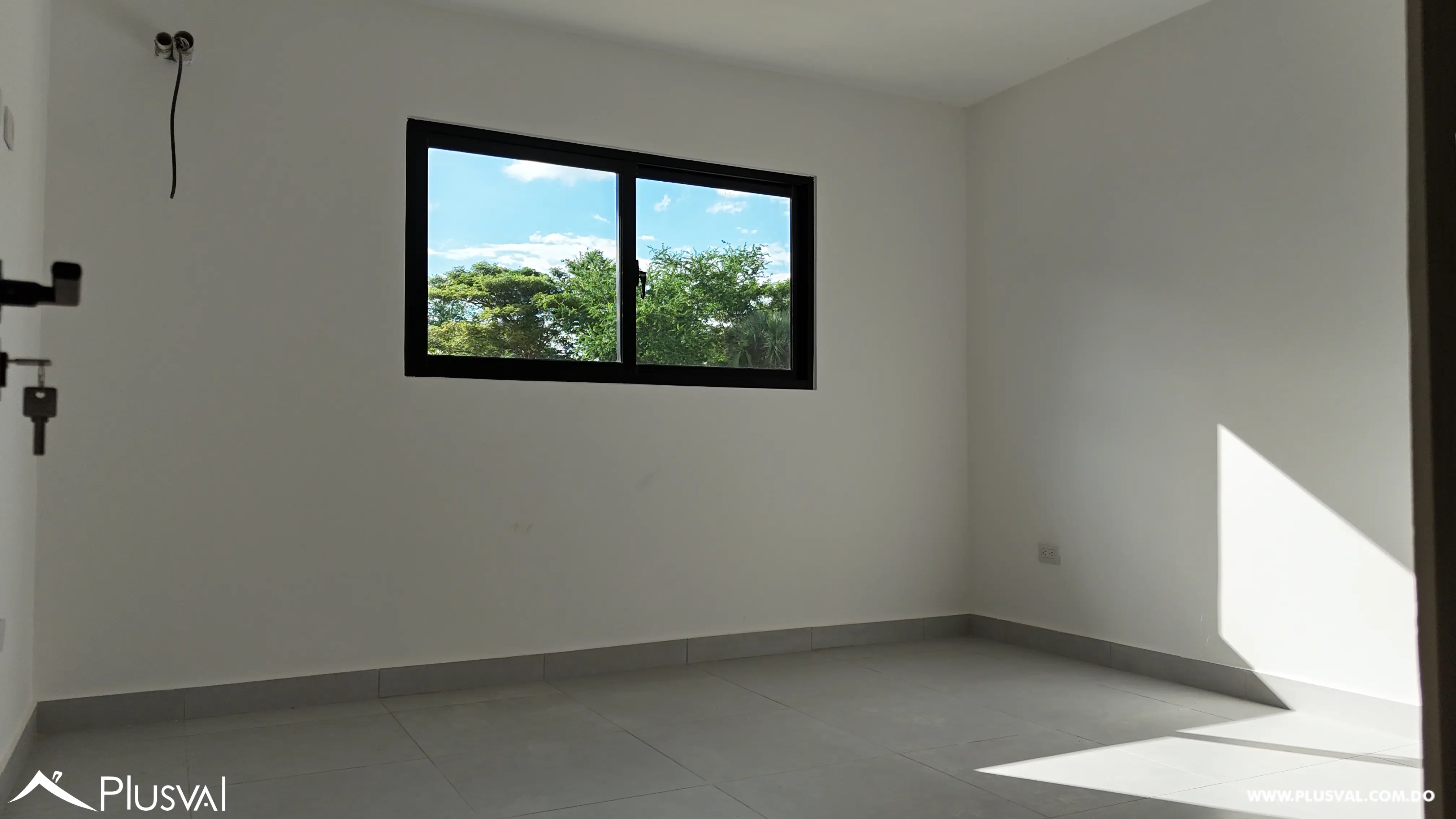 "Exclusivo apartamento con piscina: ¡Vive el lujo y la comodidad! 478471