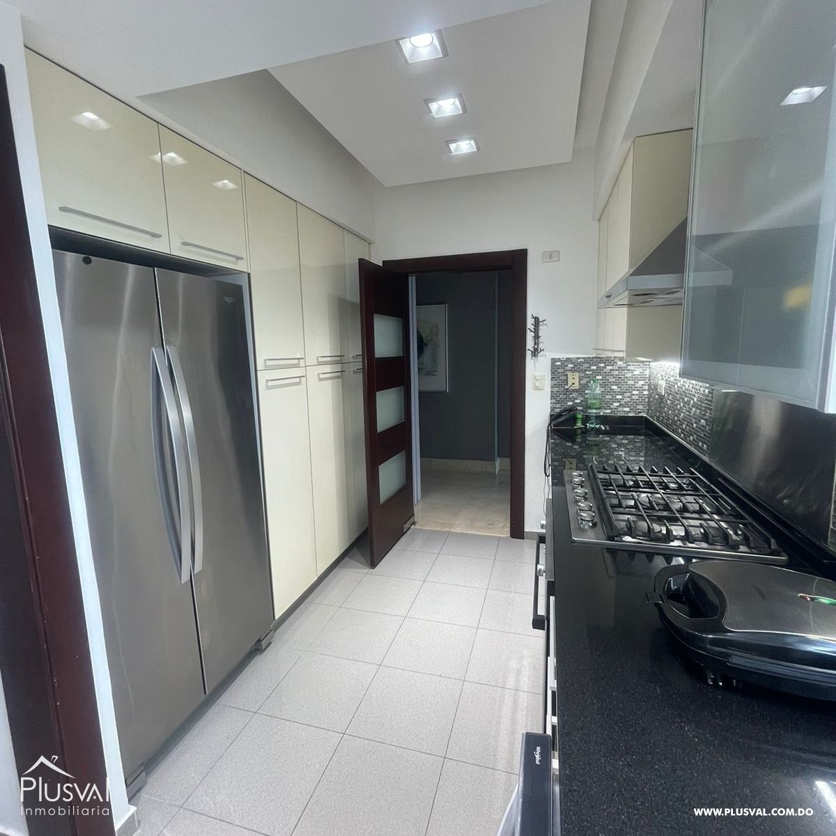 Apartamento en ALQUILER AMUEBLADO en Los Cacicazgos. 333509