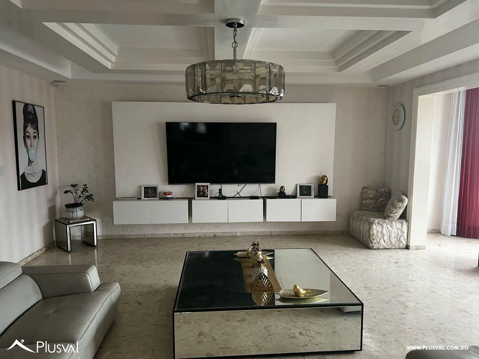 Amplio Apartamento en Venta de 4 Habitaciones en Evaristo Morales 477624