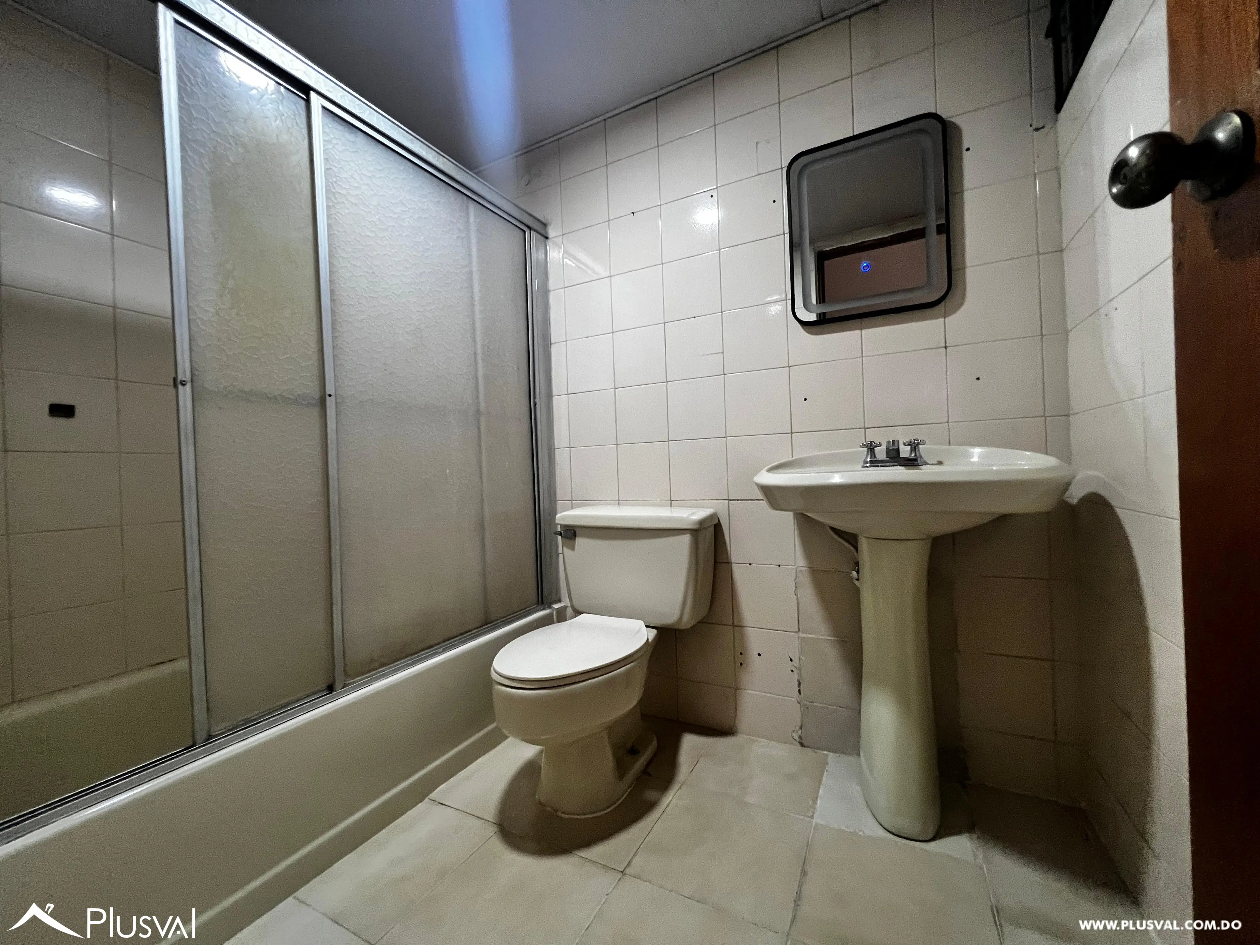 Apartamento clásico en venta, a solo pasos de la Núñez de Cáceres 482995