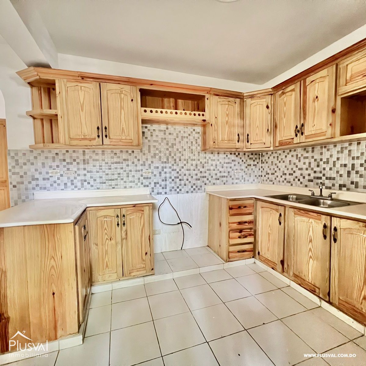 Casa de 2 niveles en Venta en lugar Céntrico 345232