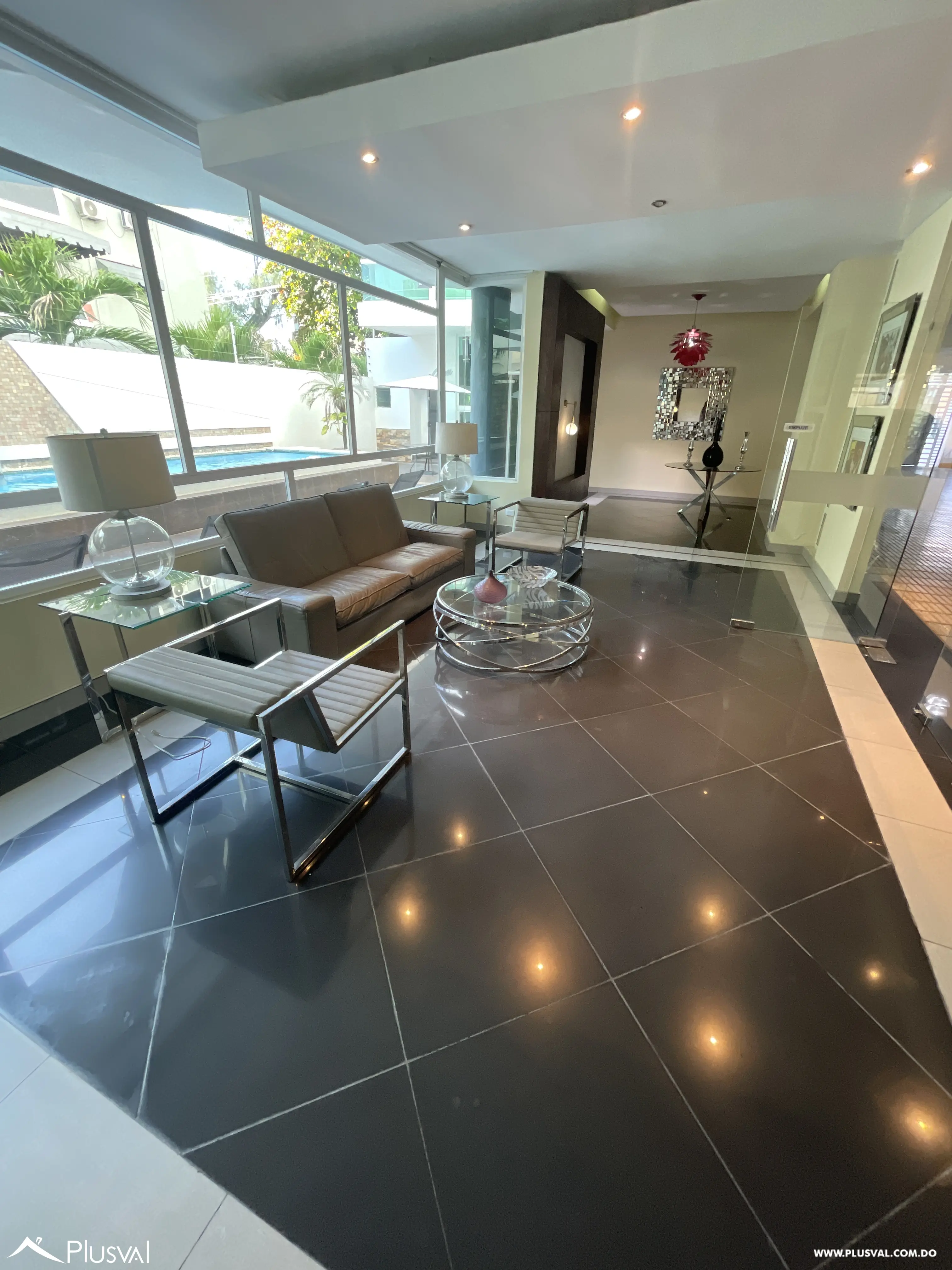 Apartamento de 3 habitaciones con vista al mar en Gazcue | 161 m² 483446