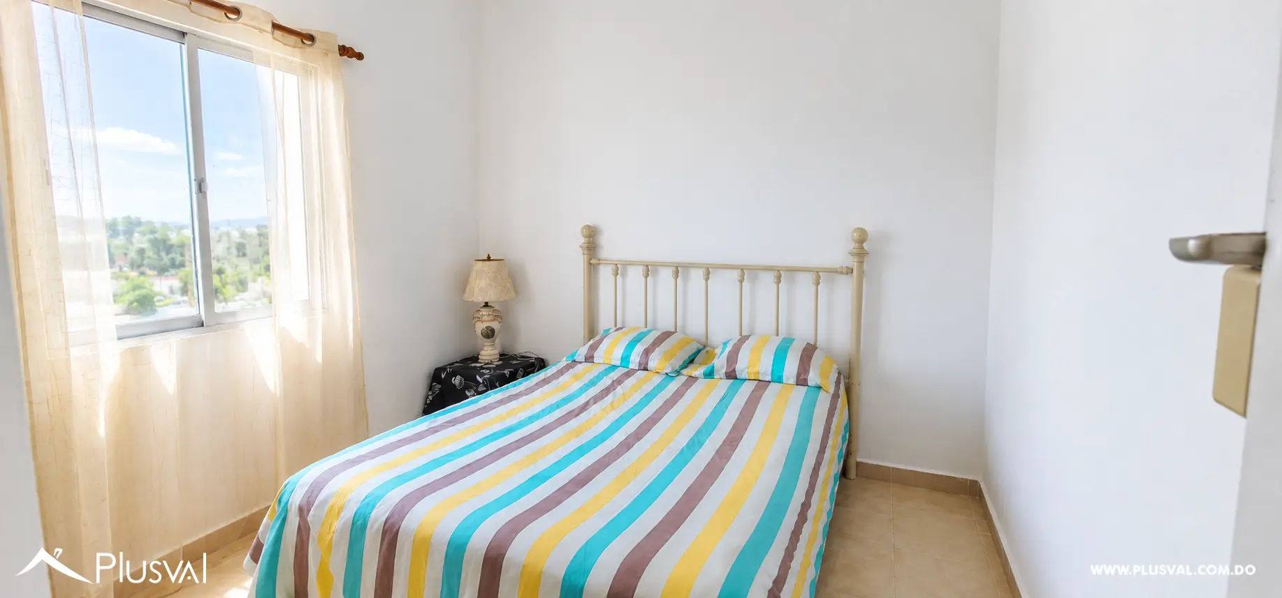 APARTAMENTO EN RENTA DE 2 HABITACIONES EN BÁVARO PUNTA CANA 528334