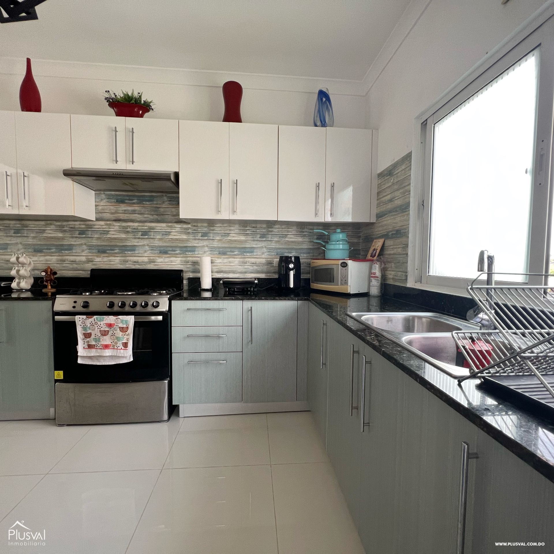 Casa amplia y moderna en venta en Vista Cana 370992
