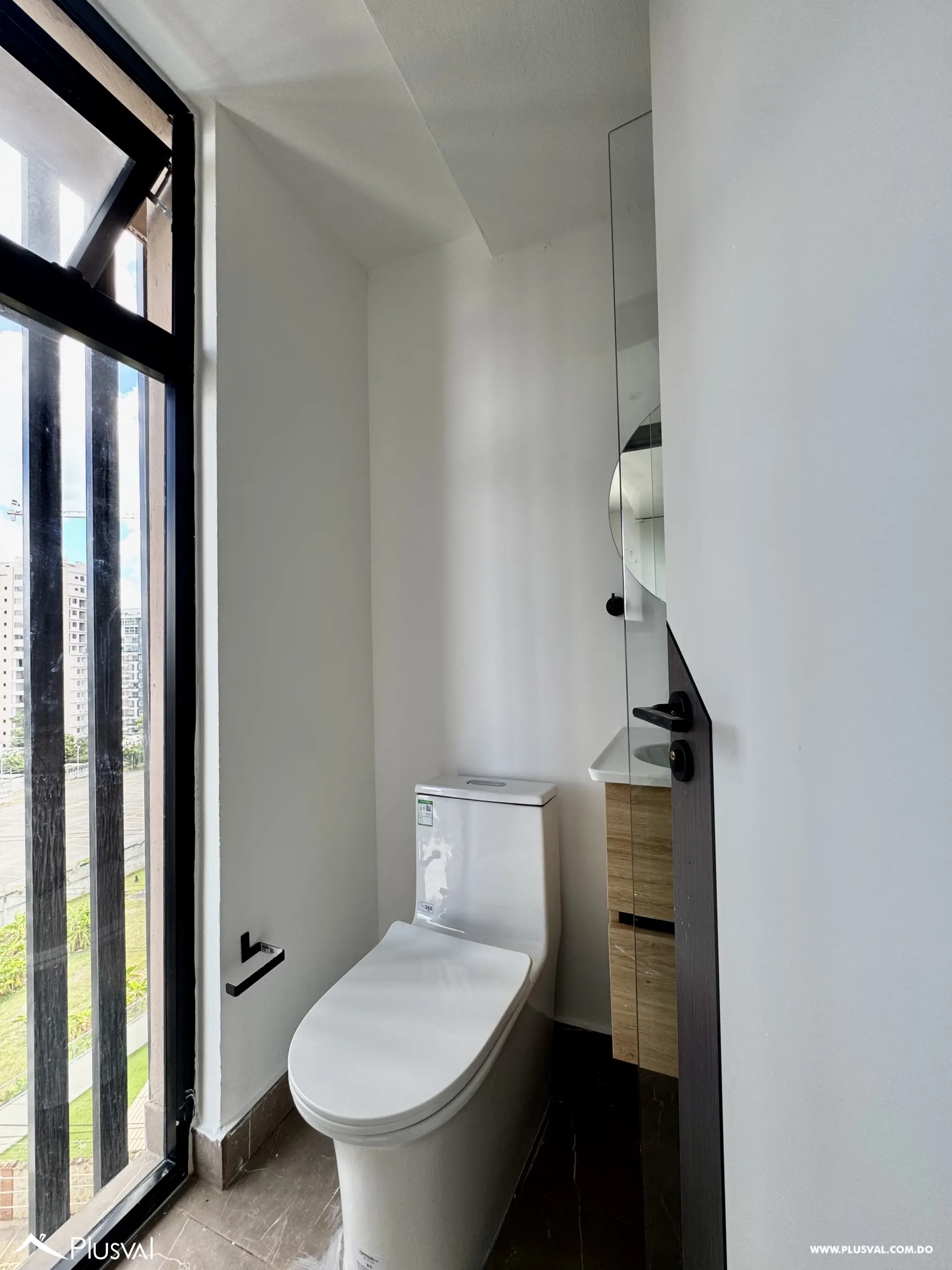 Alquilo Maravilloso Apto. Tipo Loft con excelente Balcon tipo Terraza 501611