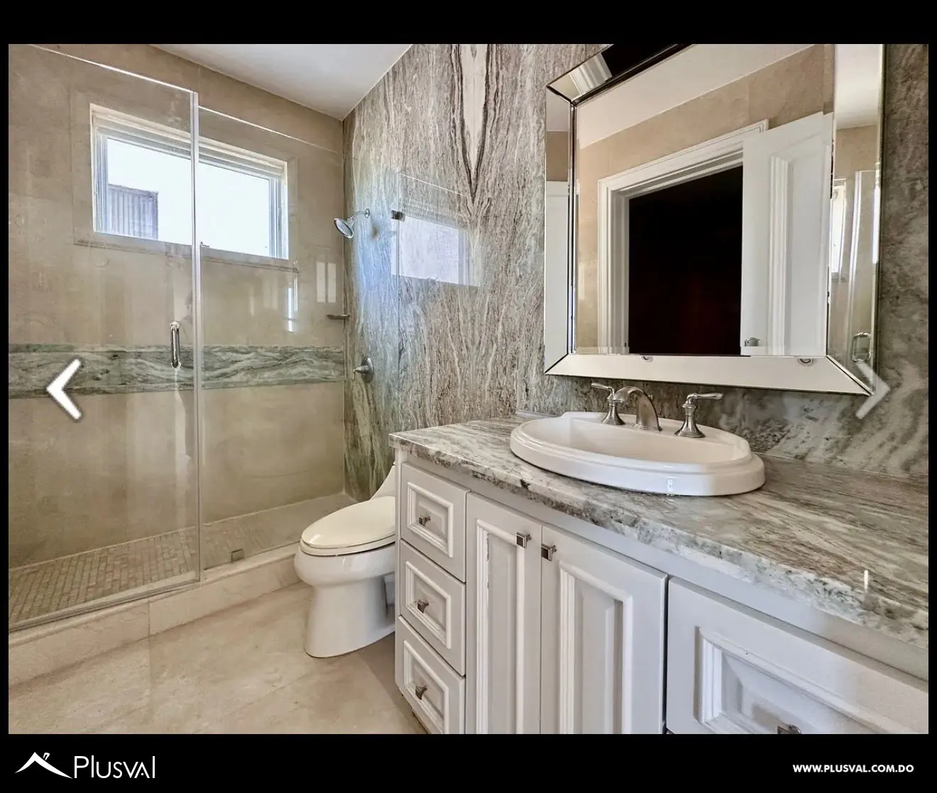 Apartamento en alquiler en Anacaona con vista al mar, 4 habitaciones, estudio y family 513311
