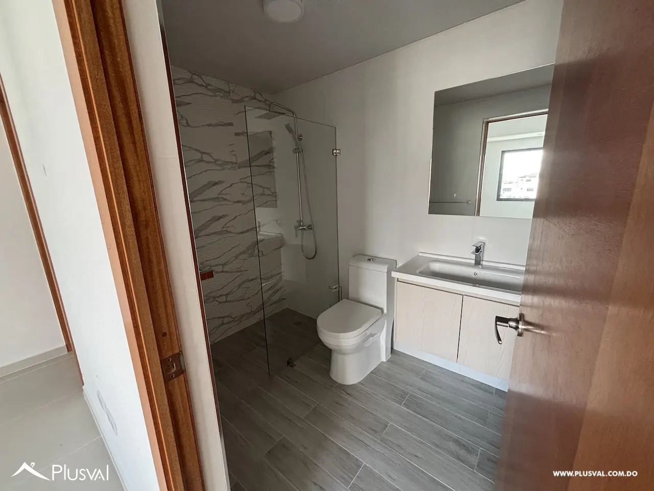 Apartamento en alquiler en Evaristo Morales 492845