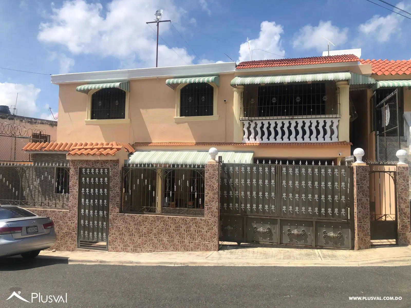 Propiedad multifamiliar en venta en Los Cerros, Km 18 Autopista Duarte 474517