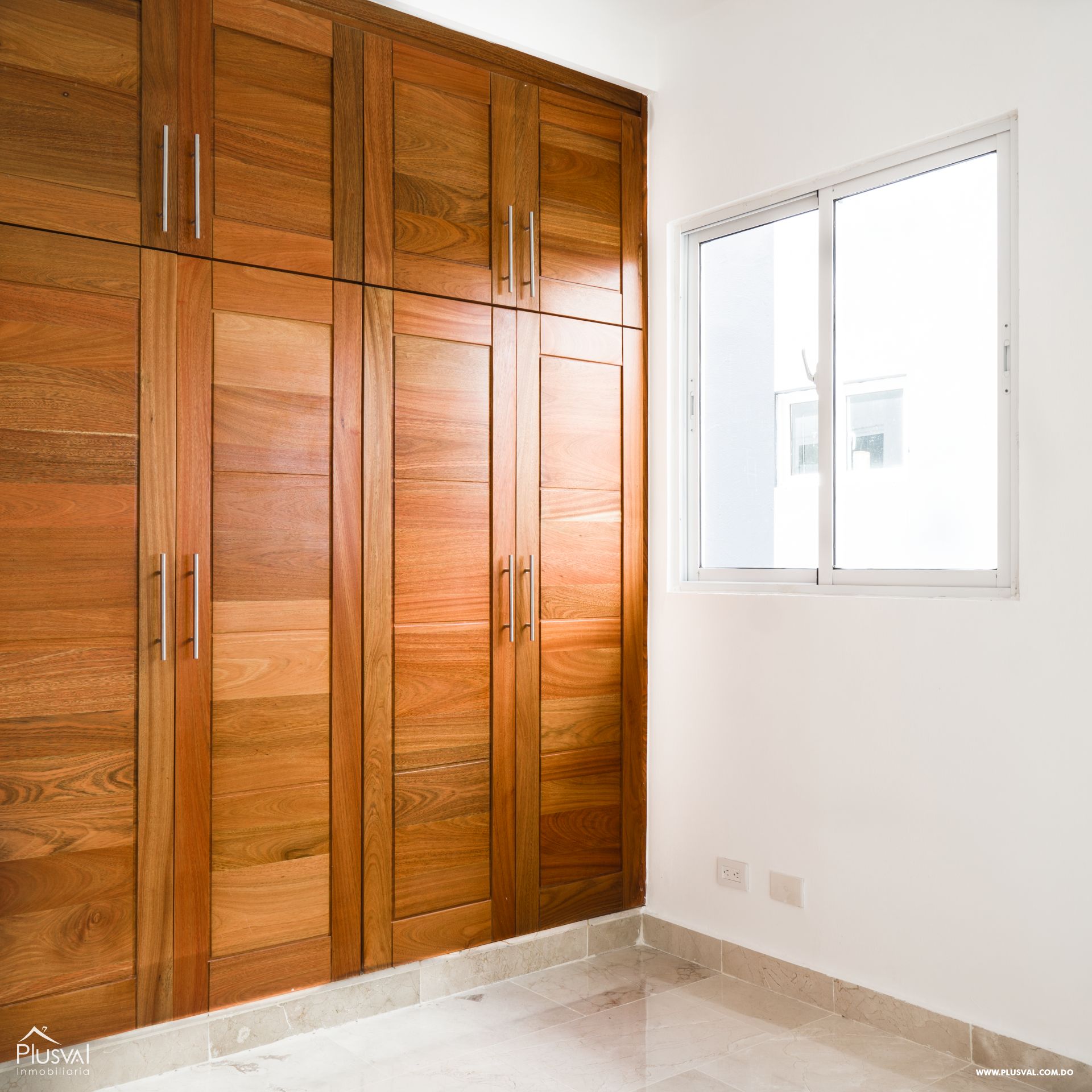 Comodos y Amplios apartamentos de 3 Habitaciones en el Exclusivo Sector de Jardines del Este, Chantini Santiago. 422505