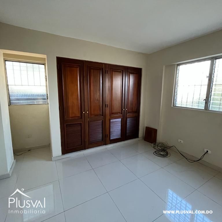 Apartamento ubicado en el sector Los Restauradores 282002