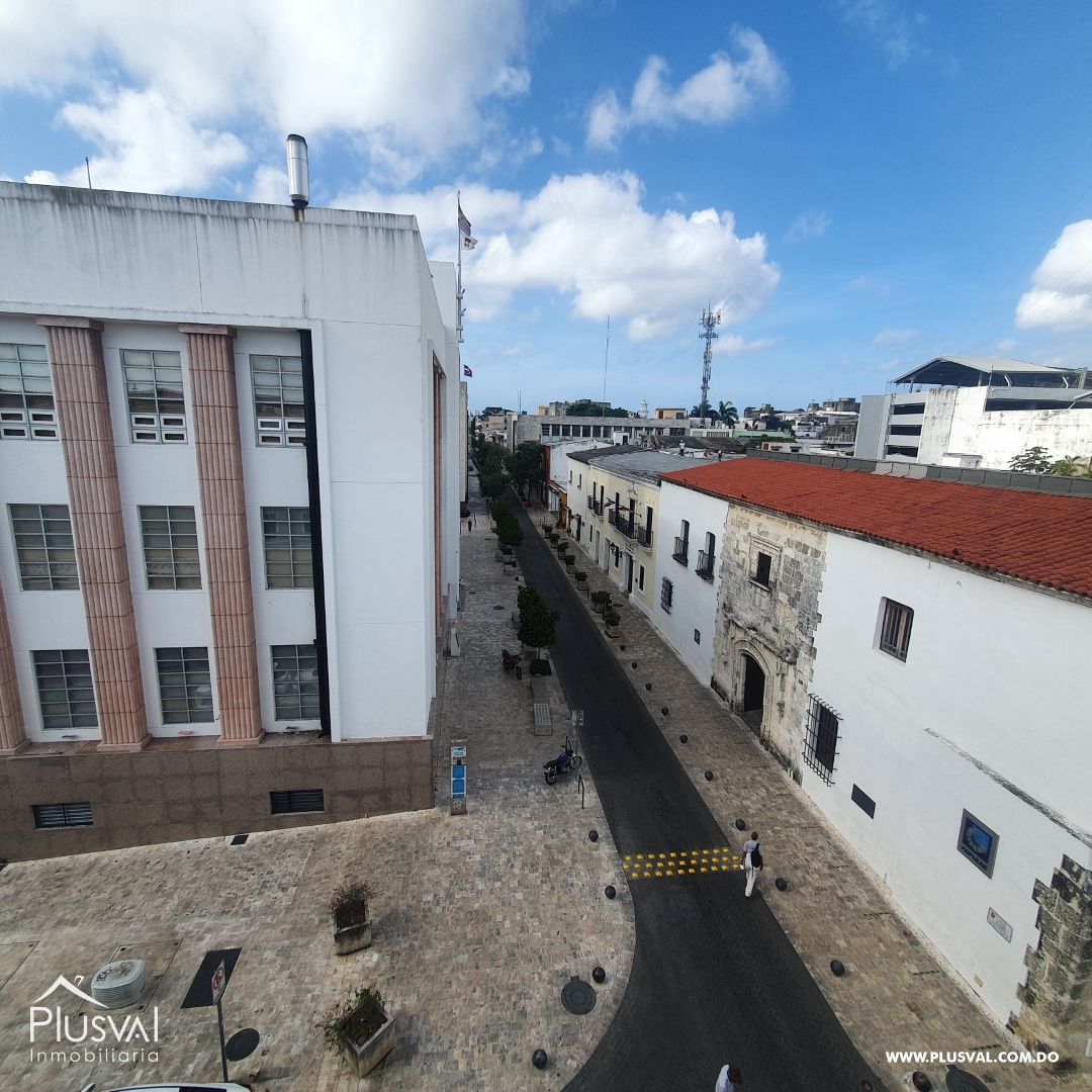 Edificio en venta en la Zona Colonial de 4 niveles 223538