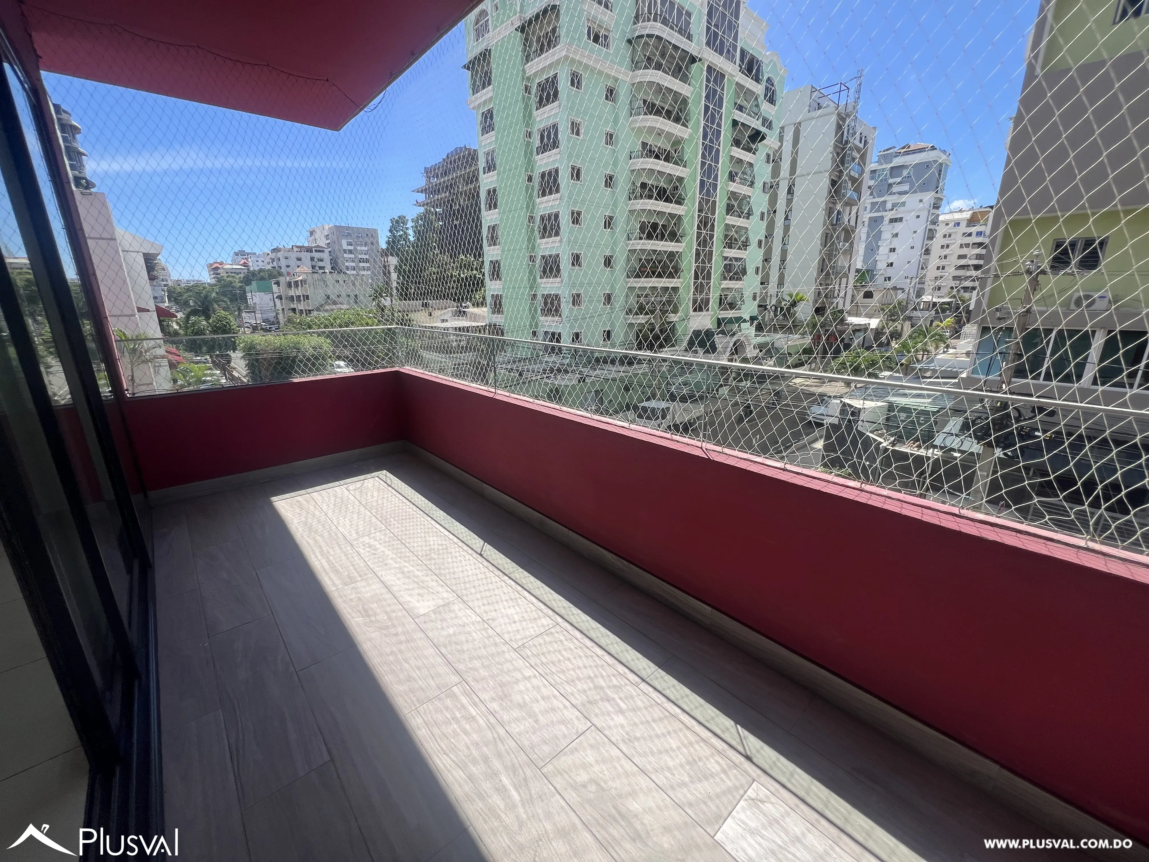 Apartamento en alquiler en Evaristo Morales. 470222