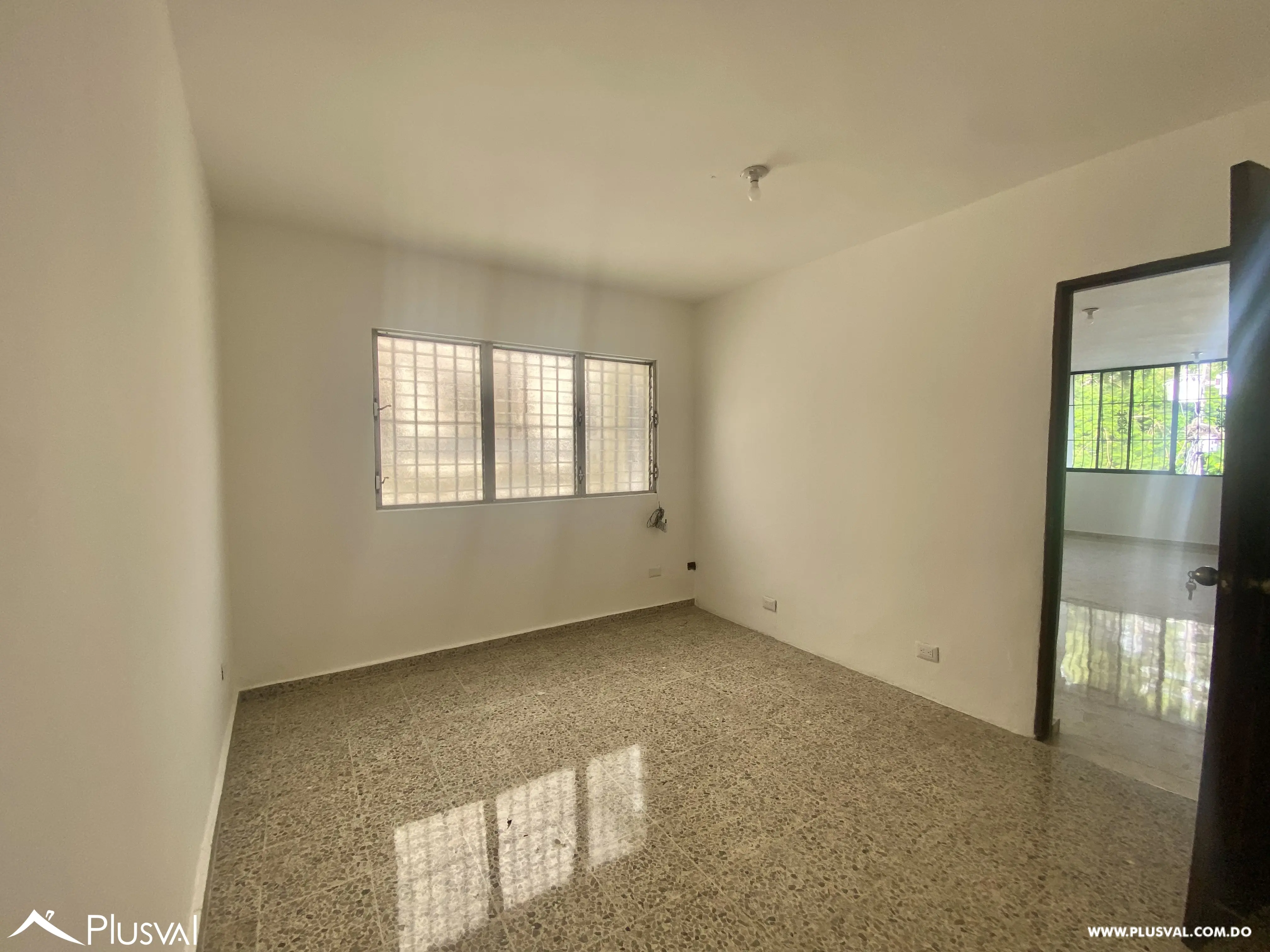 Alquilo Excelente Apartamento en La Esperilla 474417