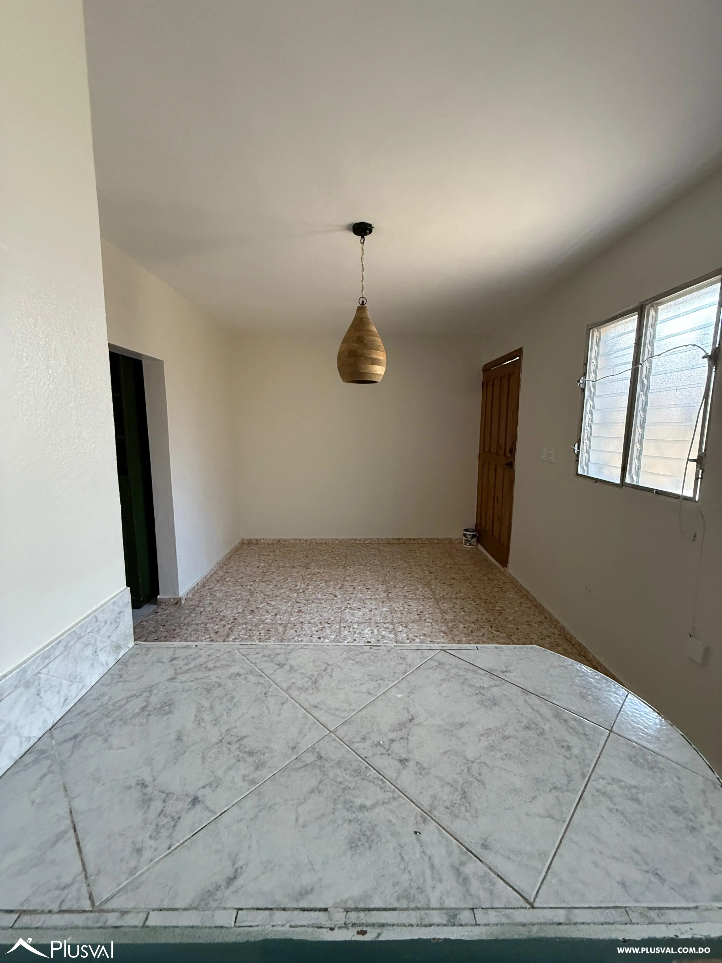 Apartamento en alquiler de 2 habitaciones en el Ensanche Quisqueya 470255