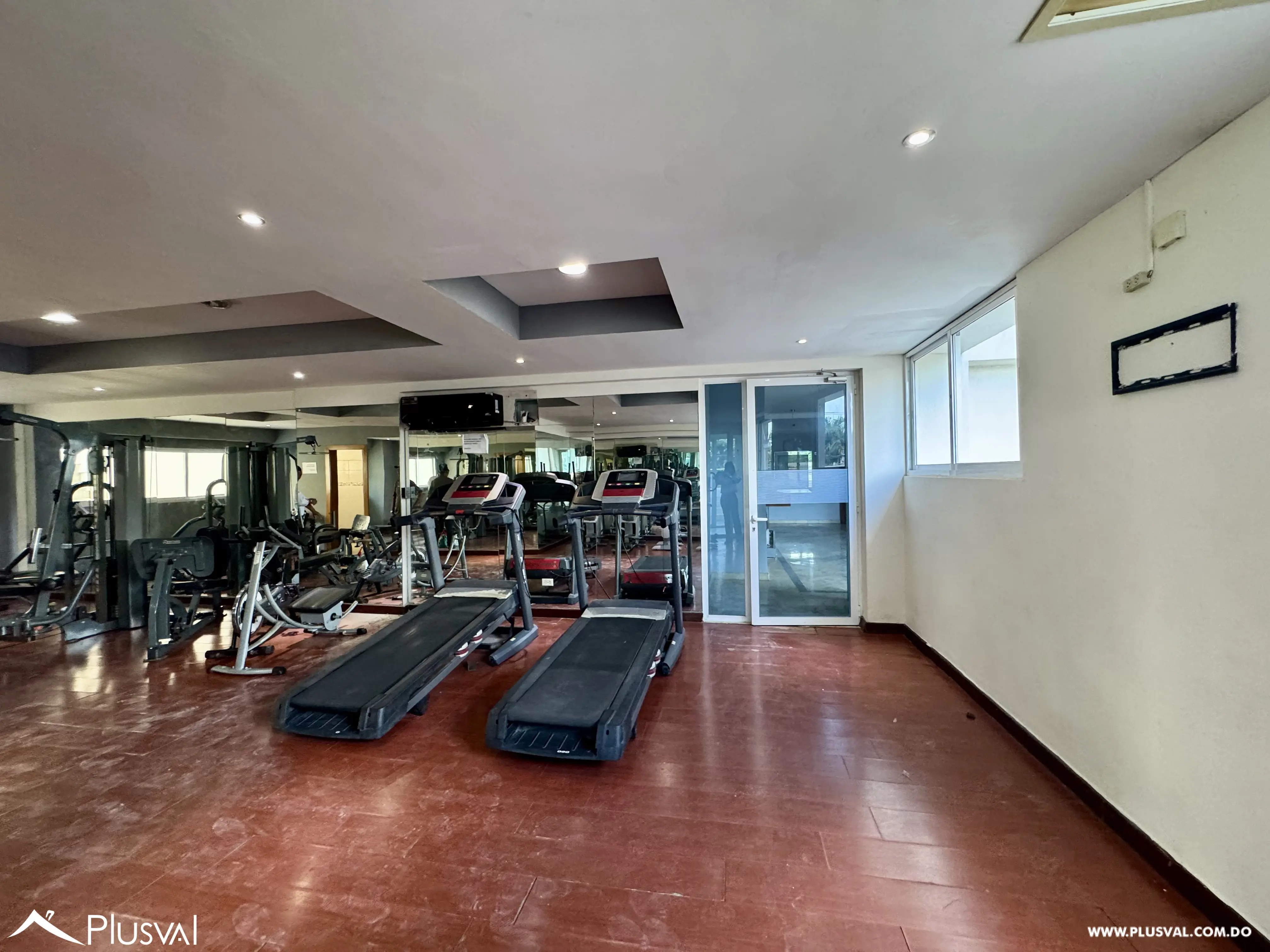 Alquilo Amplio y Maravilloso Apto. en una de las Zonas mas Exclusivas de La Esperilla 490546