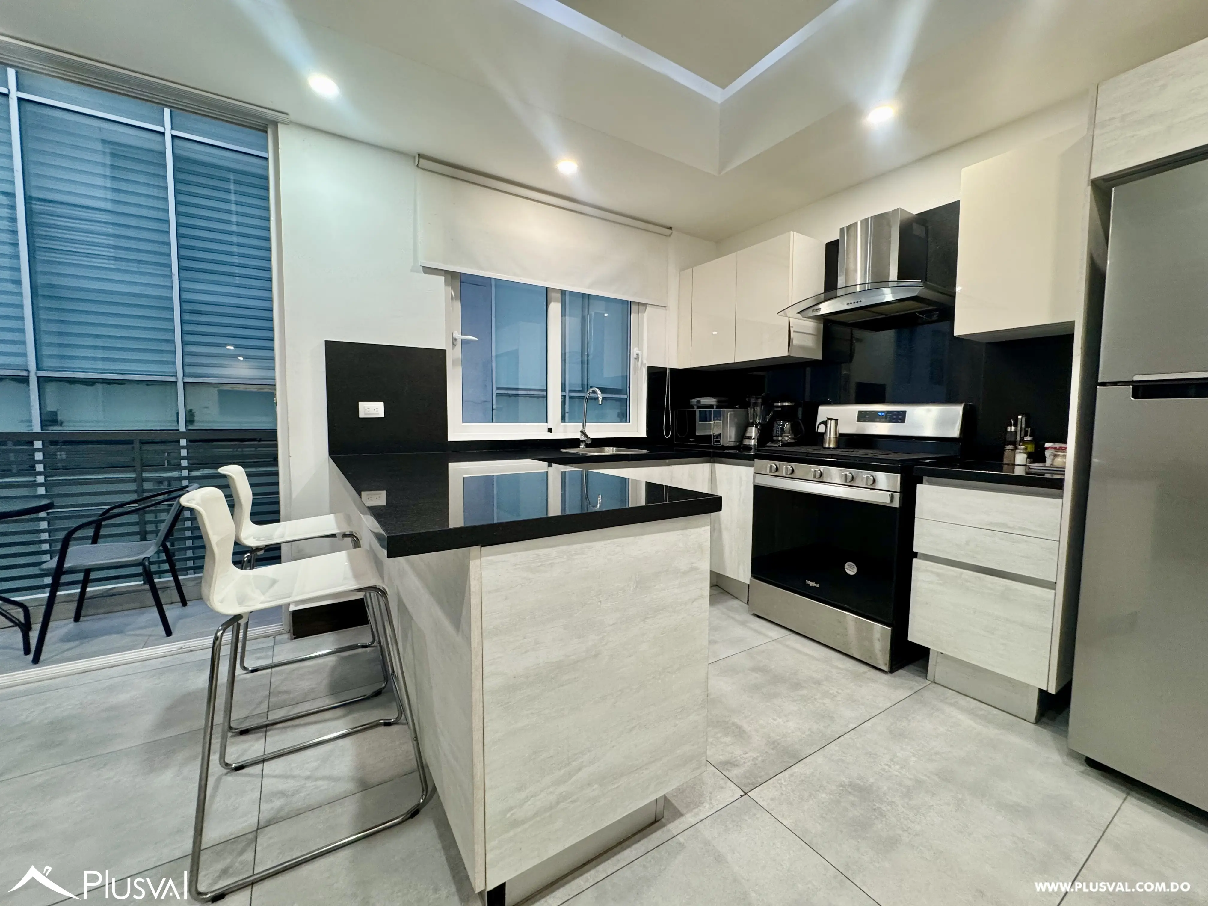 Alquilo Maravilloso Apartamento Amueblado de 1 hab. en Piantini 504159