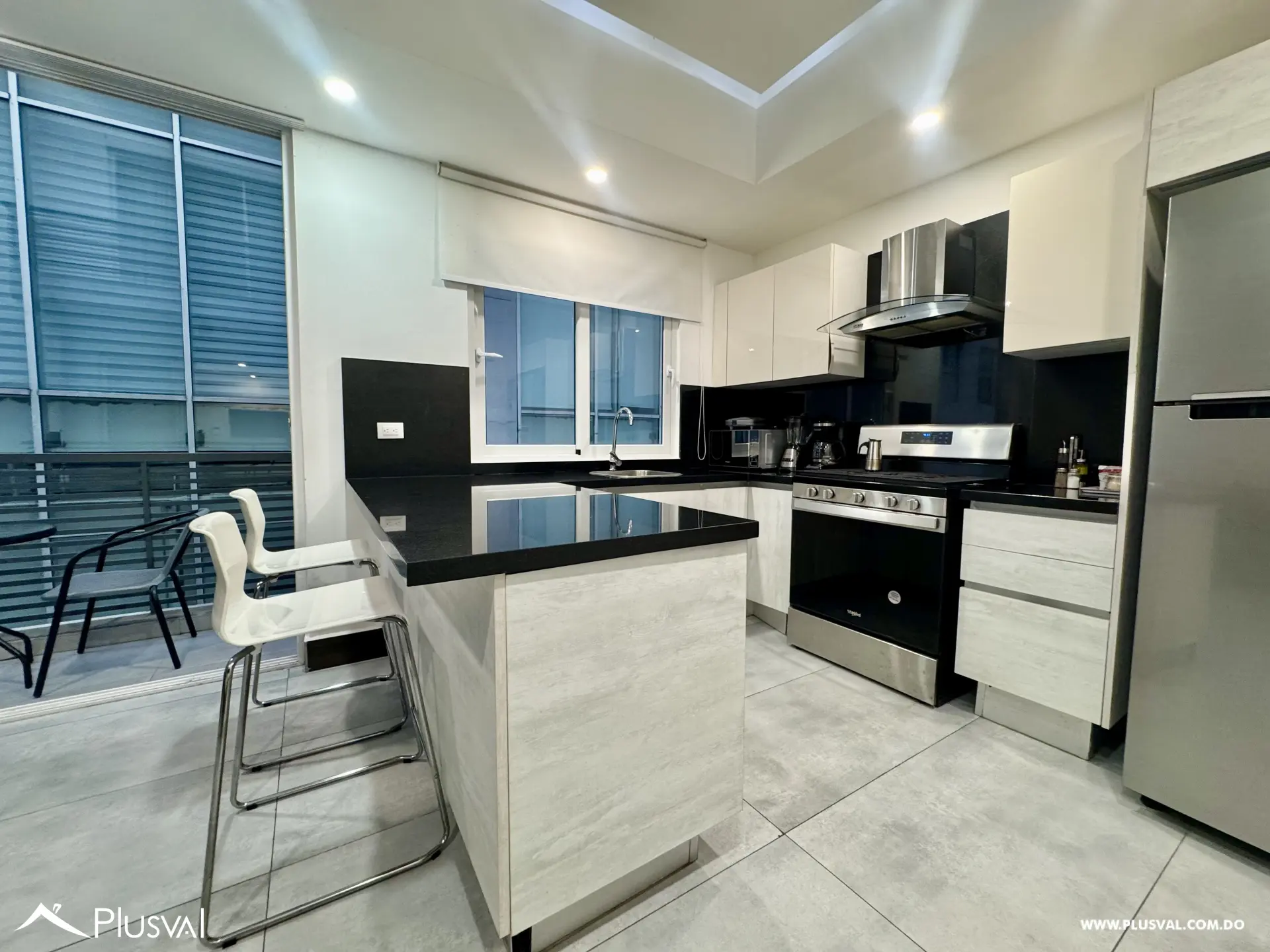 Alquilo Maravilloso Apartamento Amueblado de 1 hab. en Piantini 504159