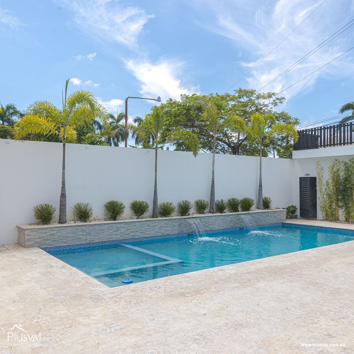 Exclusivo Apartamento Amueblado de 3 Habitaciones 244993