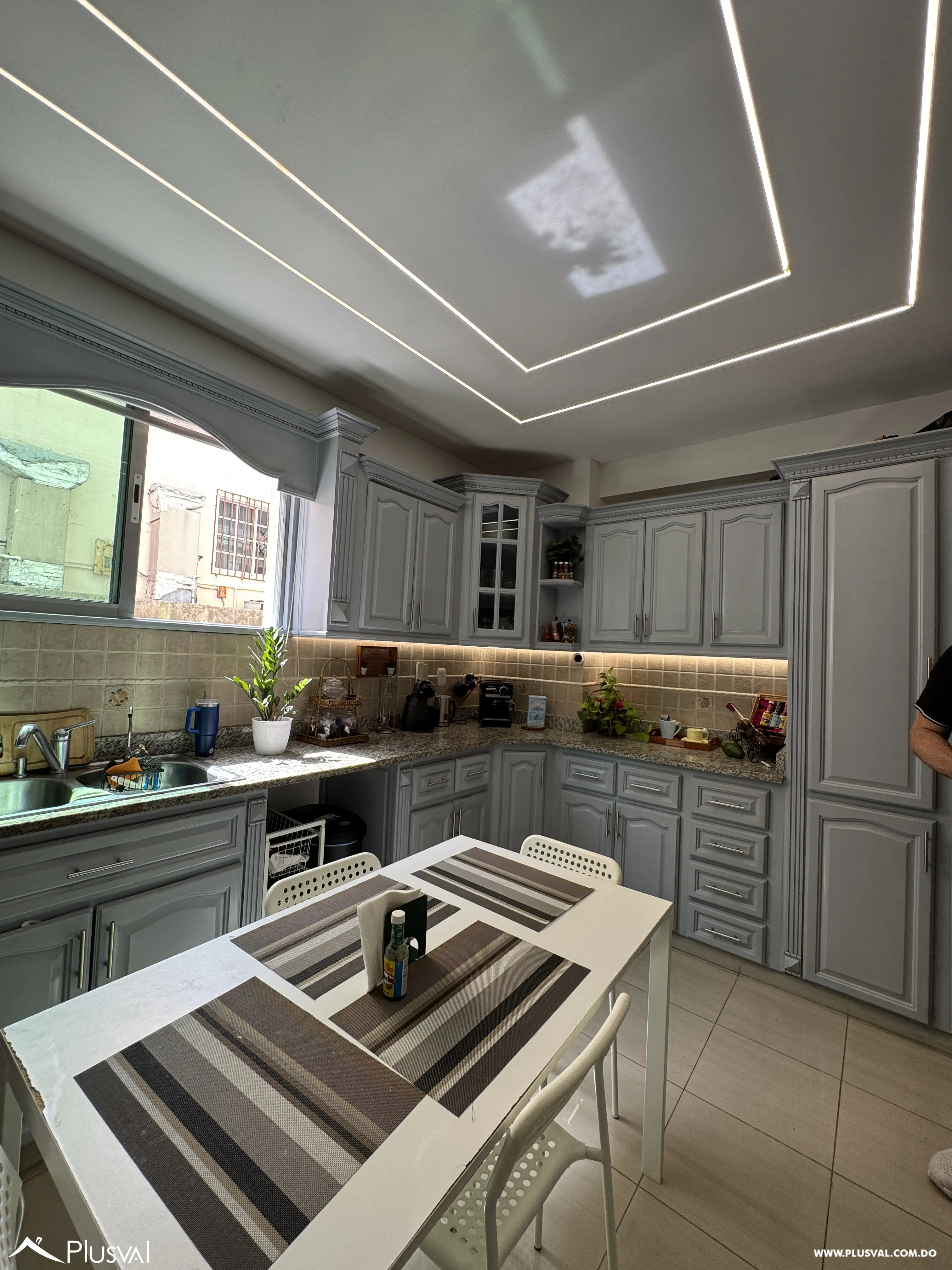 AMPLIO APARTAMENTO CON VISTA AL MAR 464843