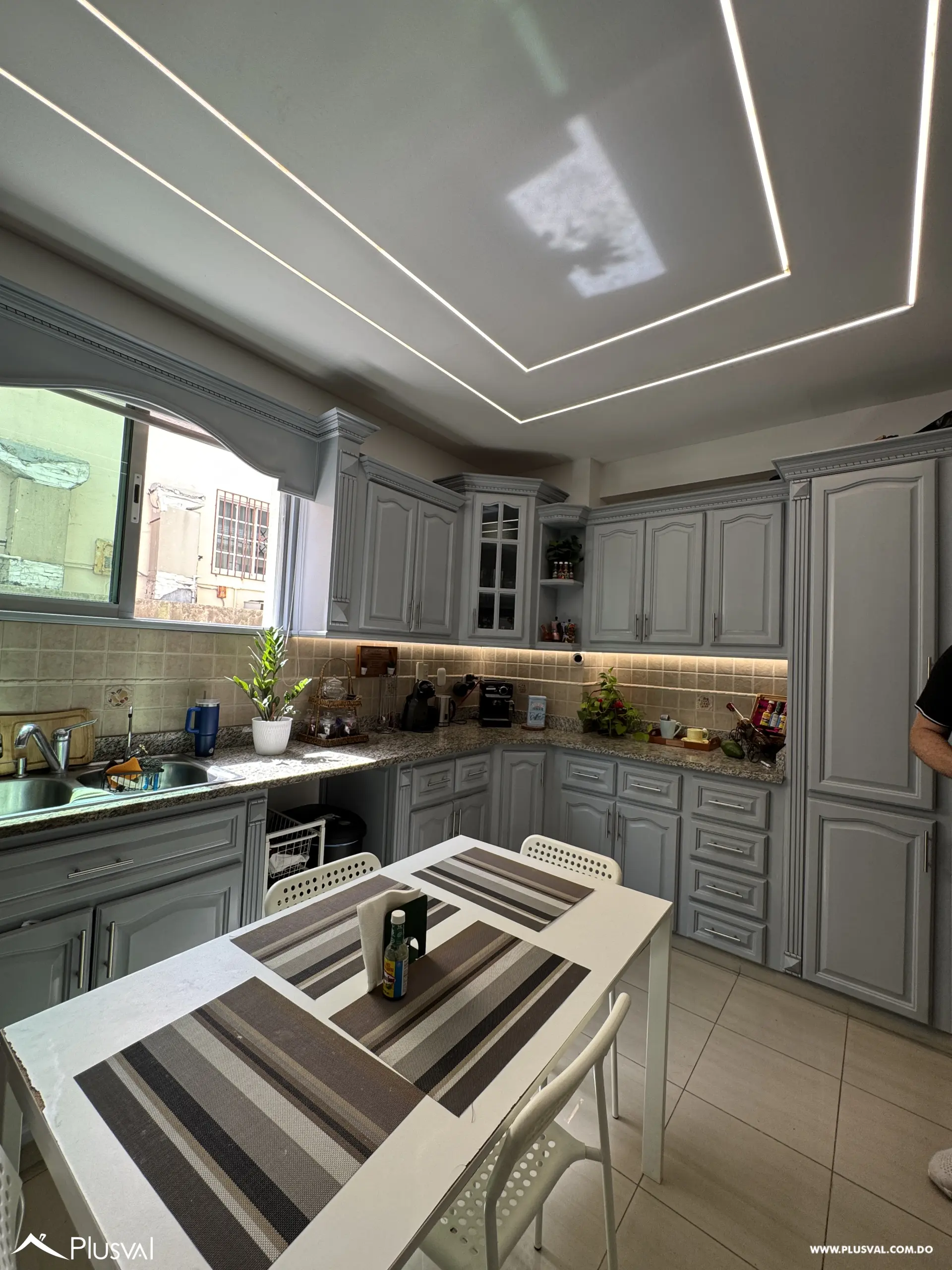 AMPLIO APARTAMENTO CON VISTA AL MAR 464843