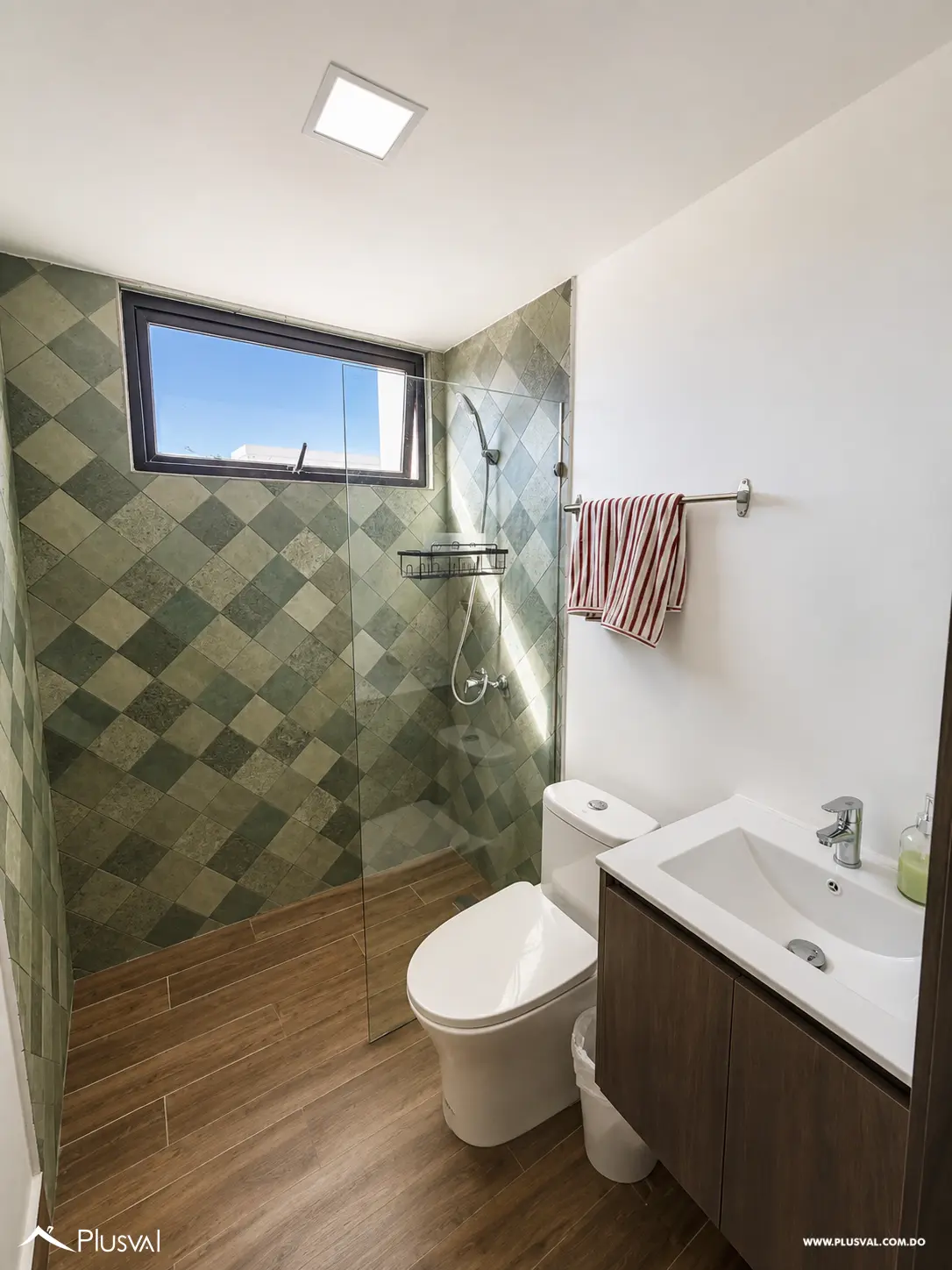 Naco | Piso Alto con Vistas | 2 Hab + 2.5 Baños 529430