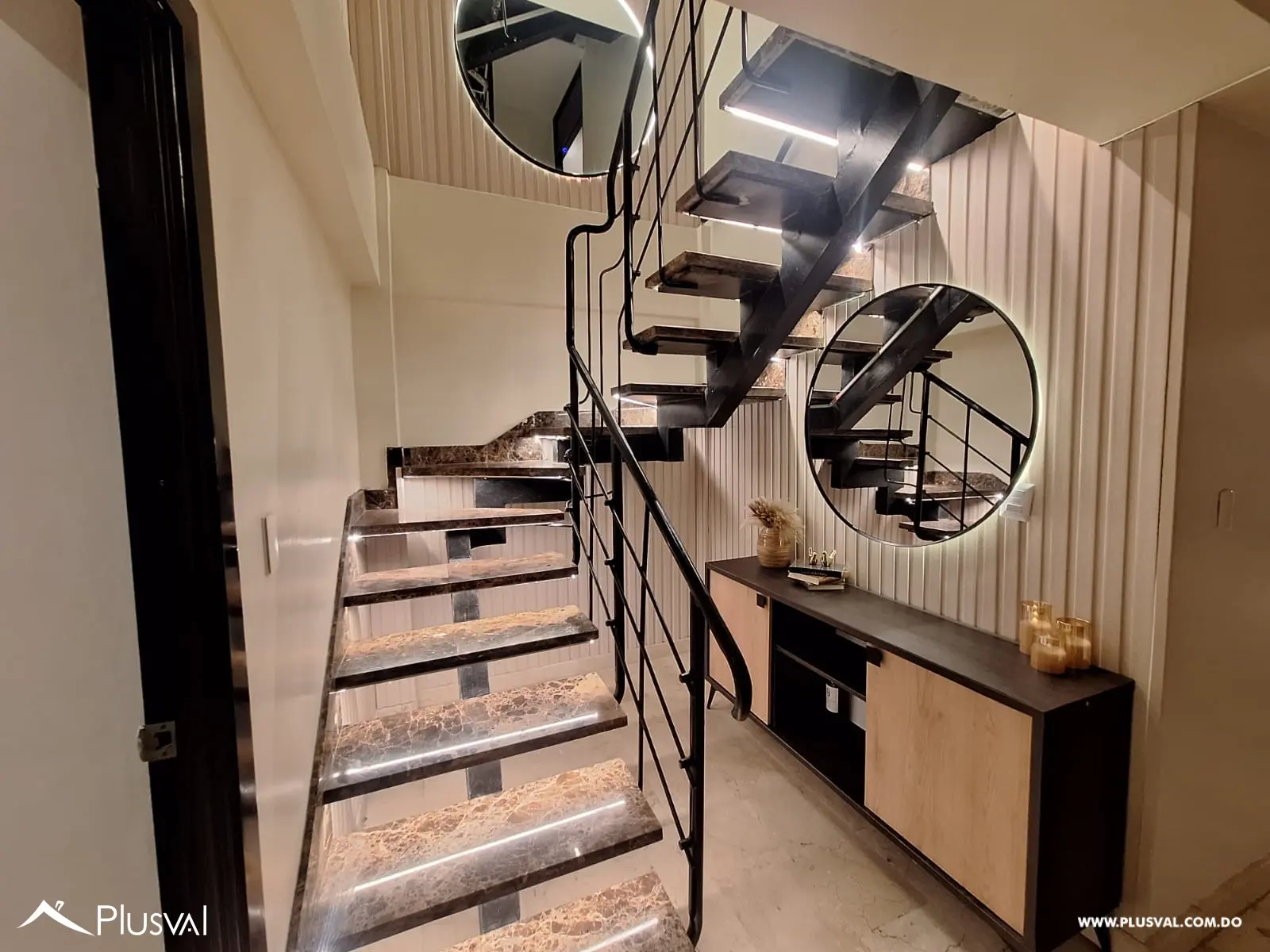 Pent-house en venta de 4 habitaciones en El Millón 529928