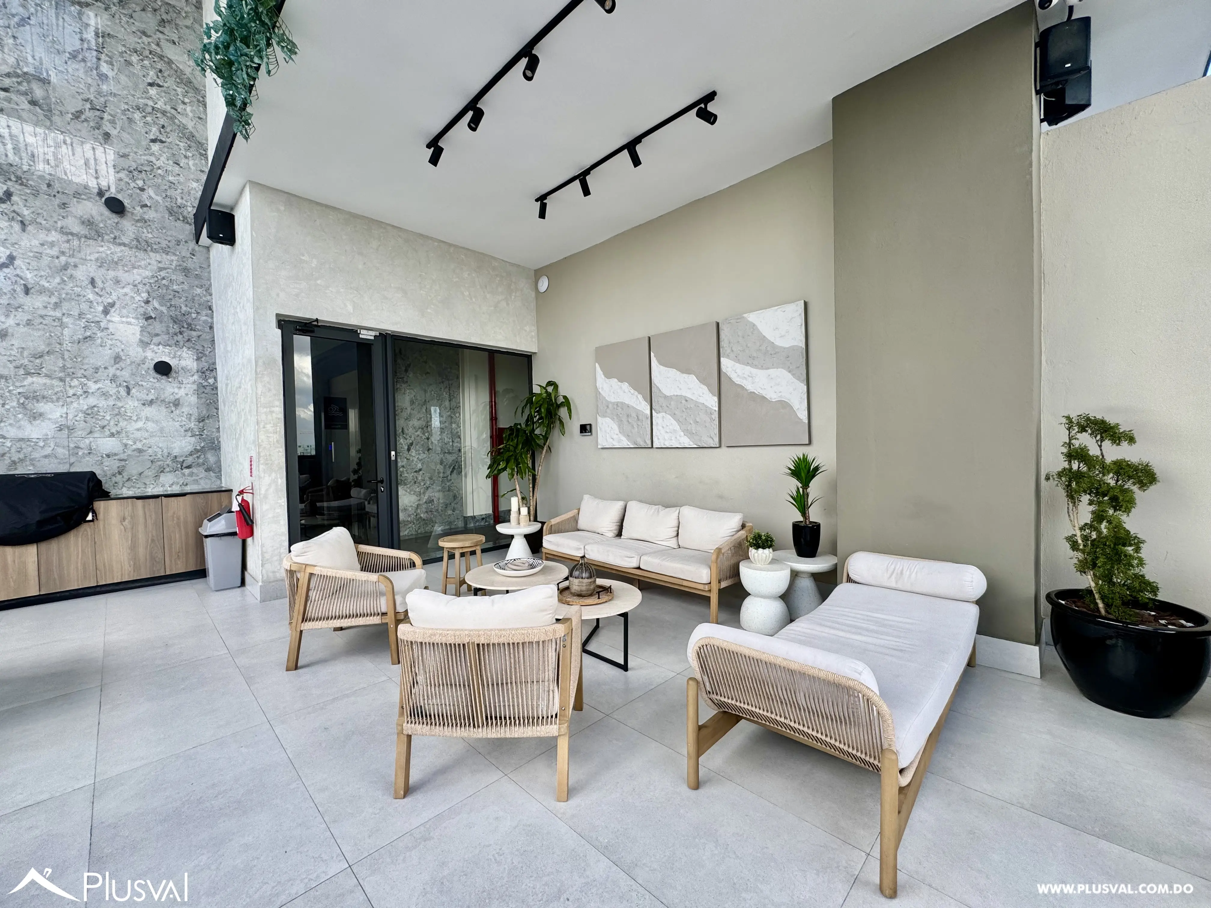 Alquilo Apto en una de las Zonas mas Exclusivas de Evaristo Morales 496422