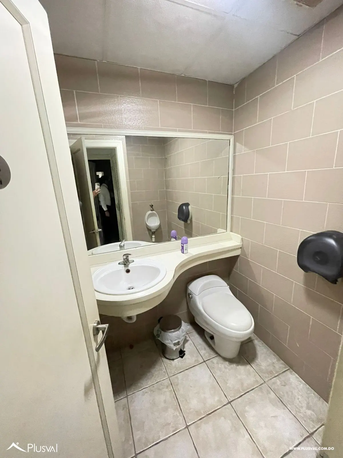 Local Comercial en Venta en Gazcue 483607