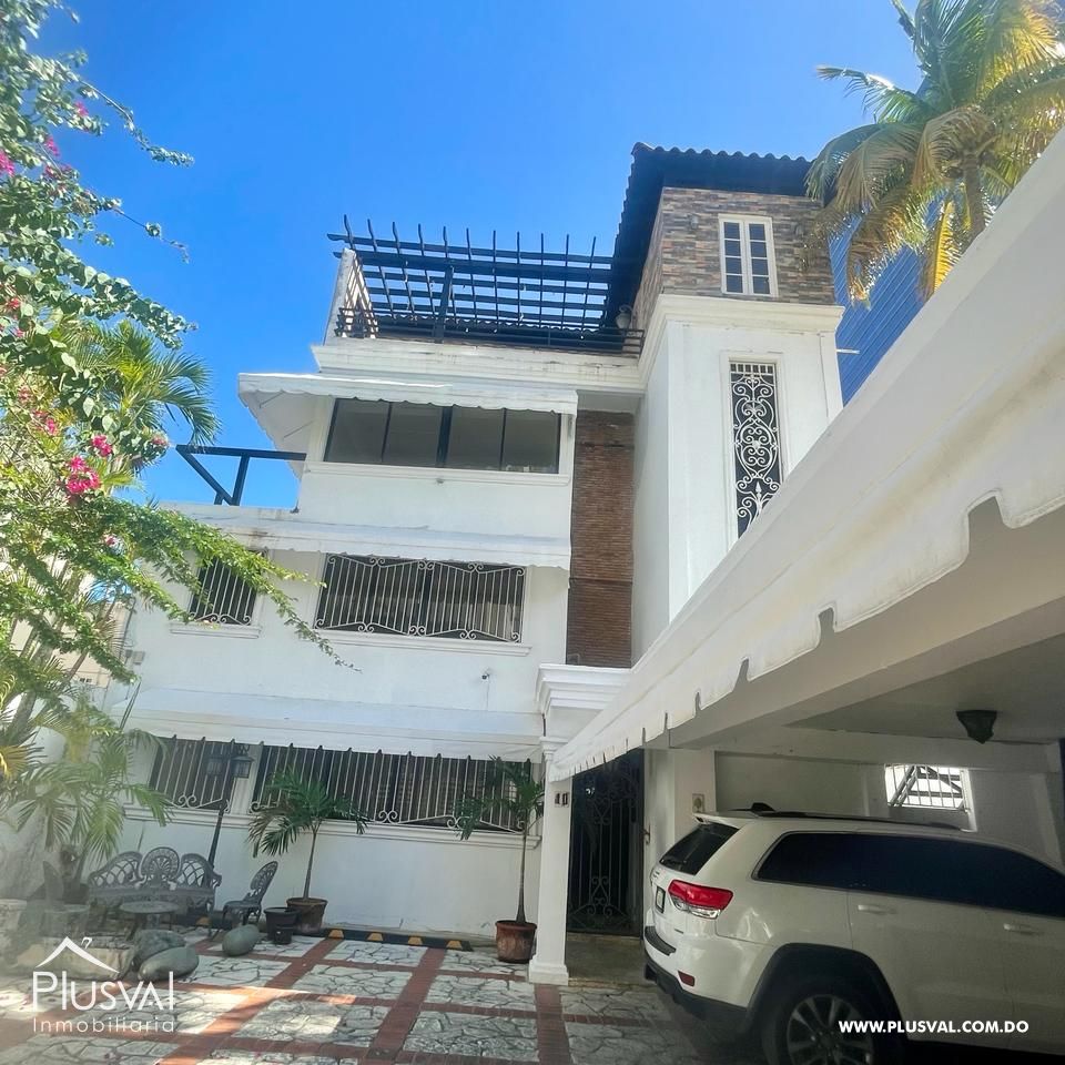 Edificio en venta en Naco (para remozar) 352667