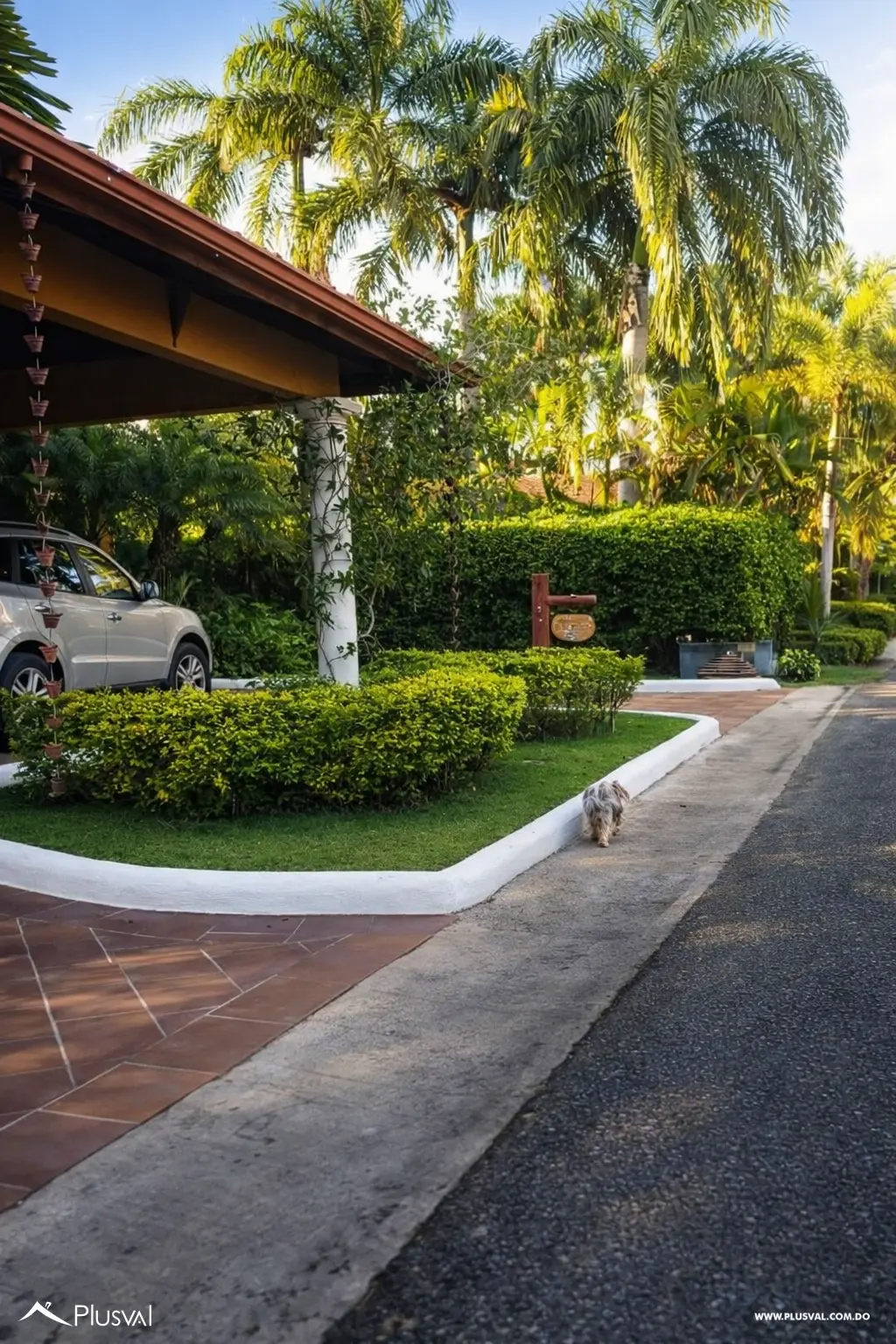 Villa en venta en metro Country Club con piscina privada y vista al campo de golf 490343