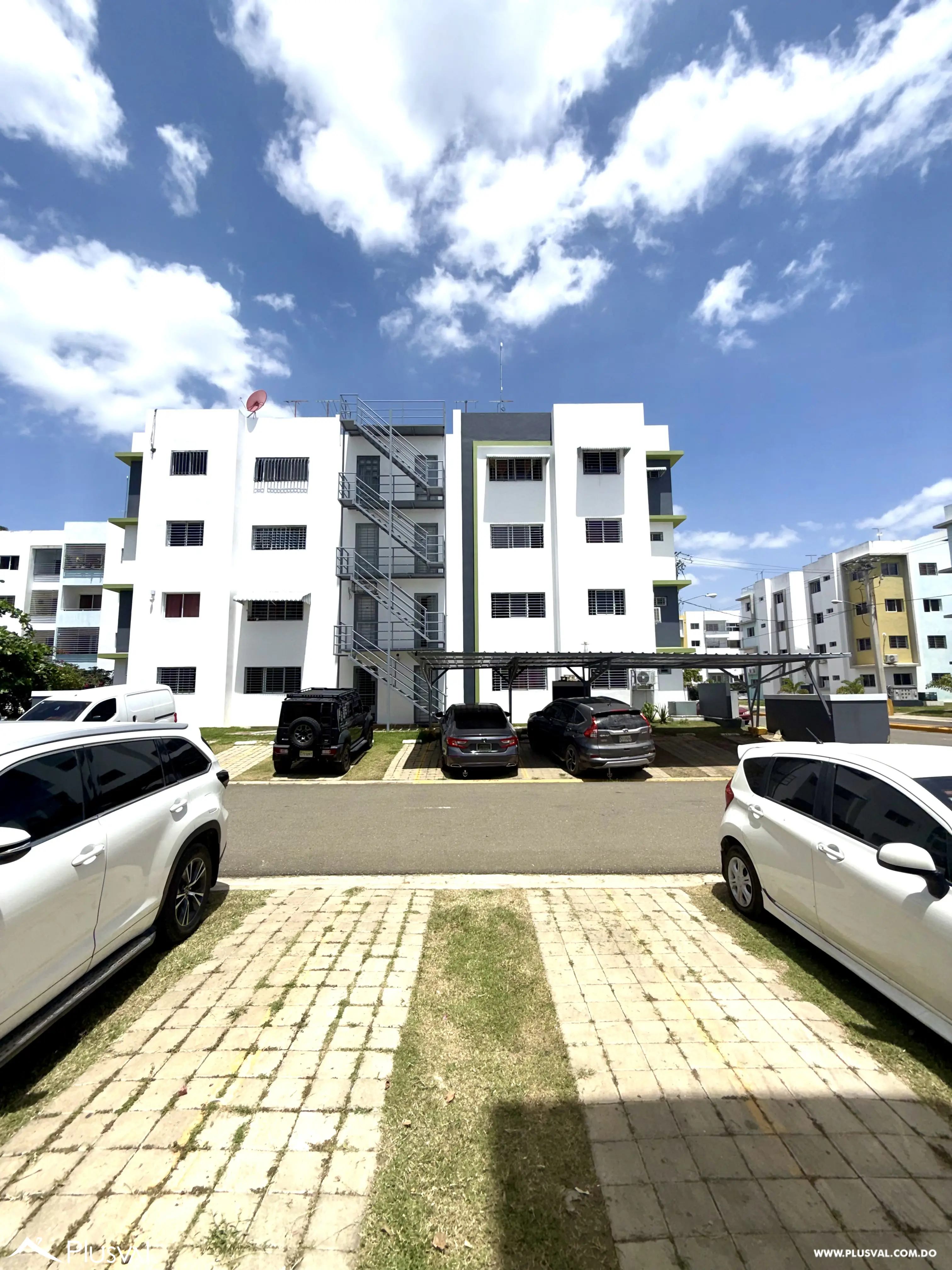 Apartamento en venta en Las Charcas, Santiago | 3 habitaciones y 95.02 m² 510047