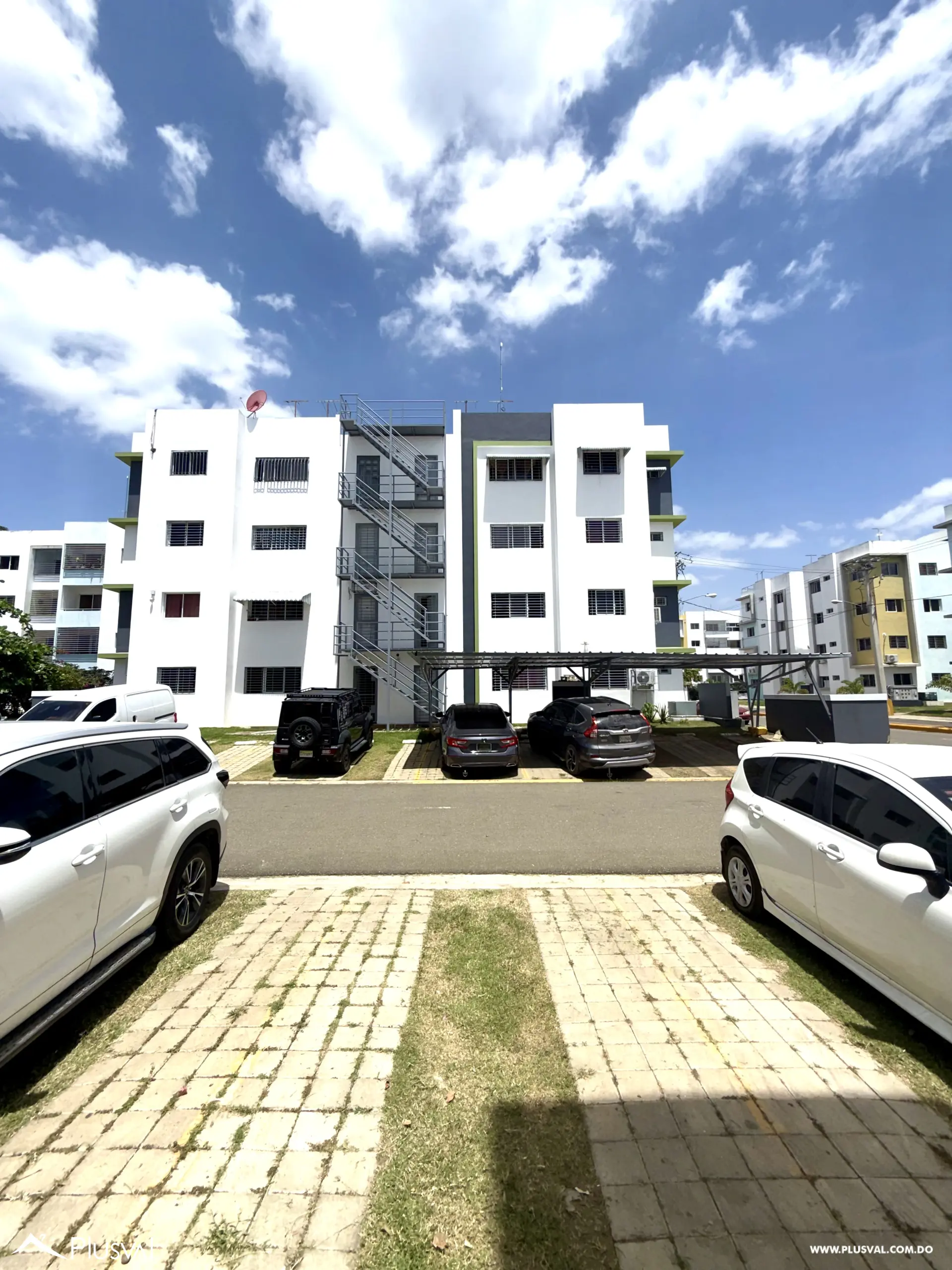 Apartamento en venta en Las Charcas, Santiago | 3 habitaciones y 95.02 m² 510047