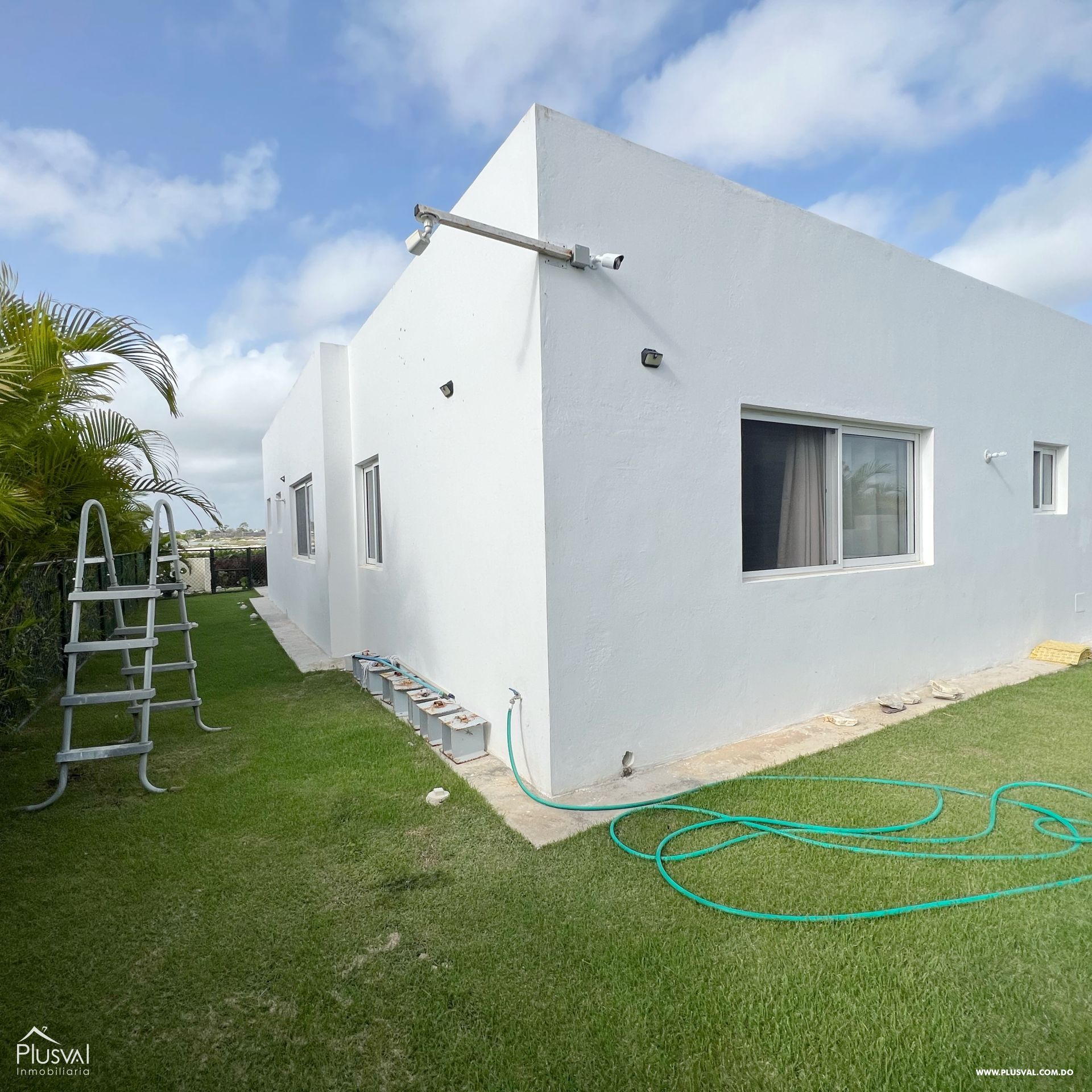 Casa amplia y moderna en venta en Vista Cana 370993