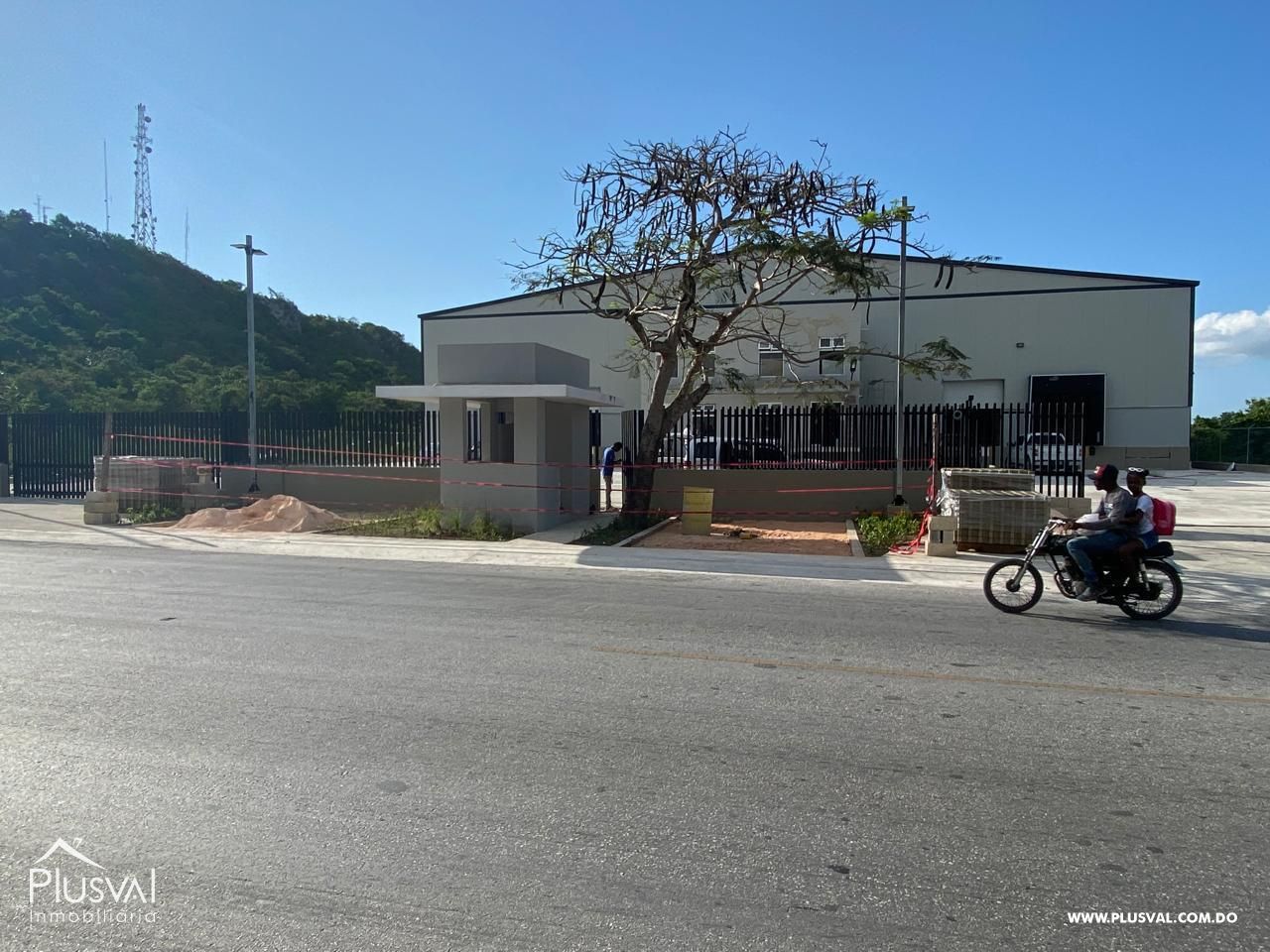 Complejo de Naves Industriales en Alquiler en Punta Cana | Espacio Logístico y de Distribución 504431